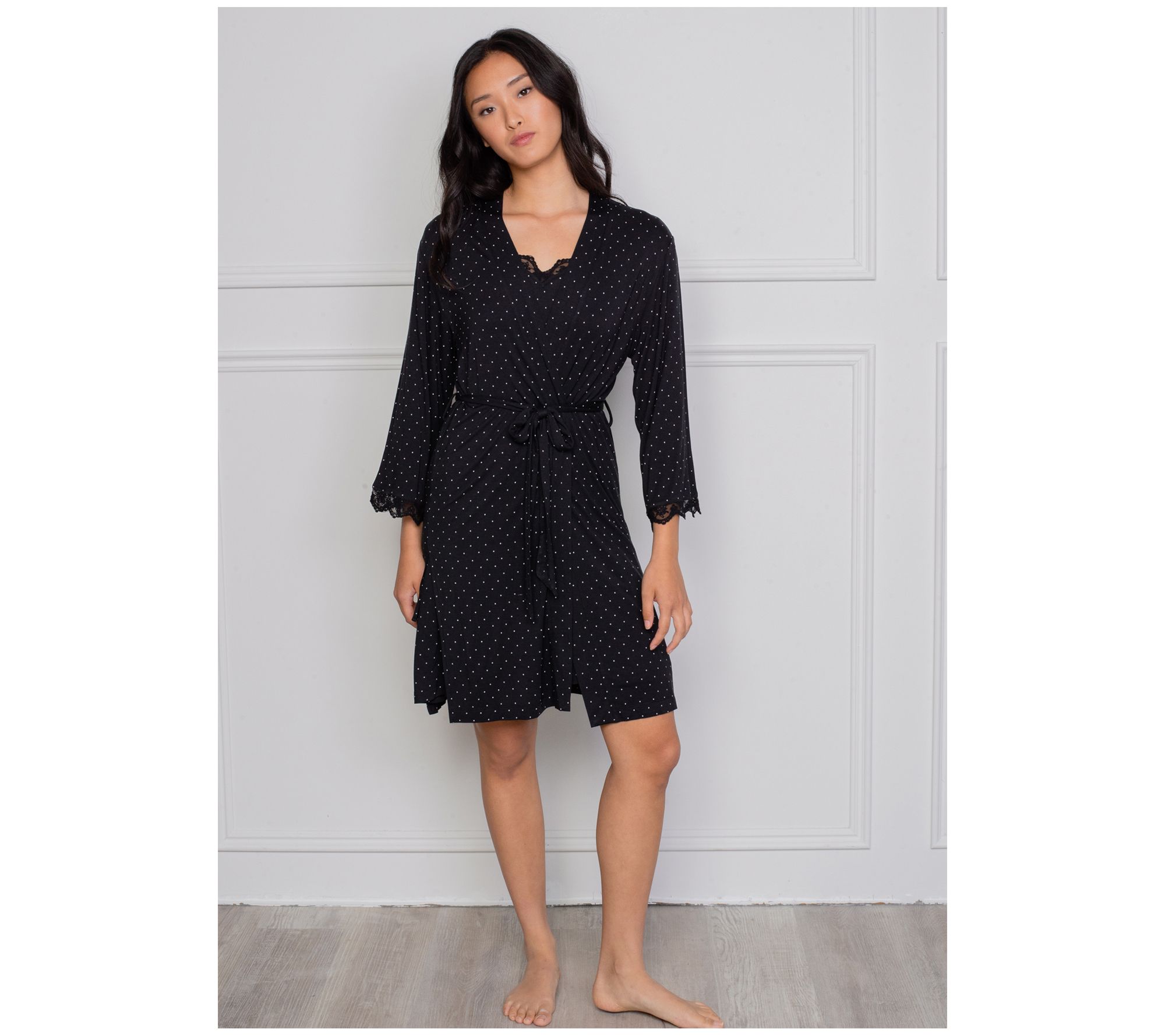 LATTELOVE Knit Robe with Lace Trim Detail
