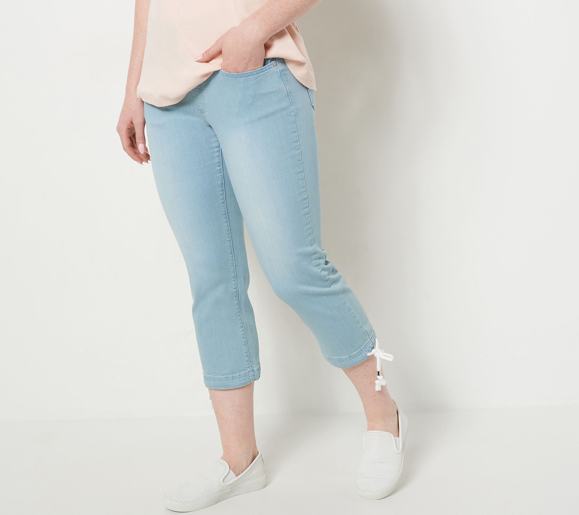 Belle by Kim Gravel TripleLuxe Denim Pull-On Capri Jeans