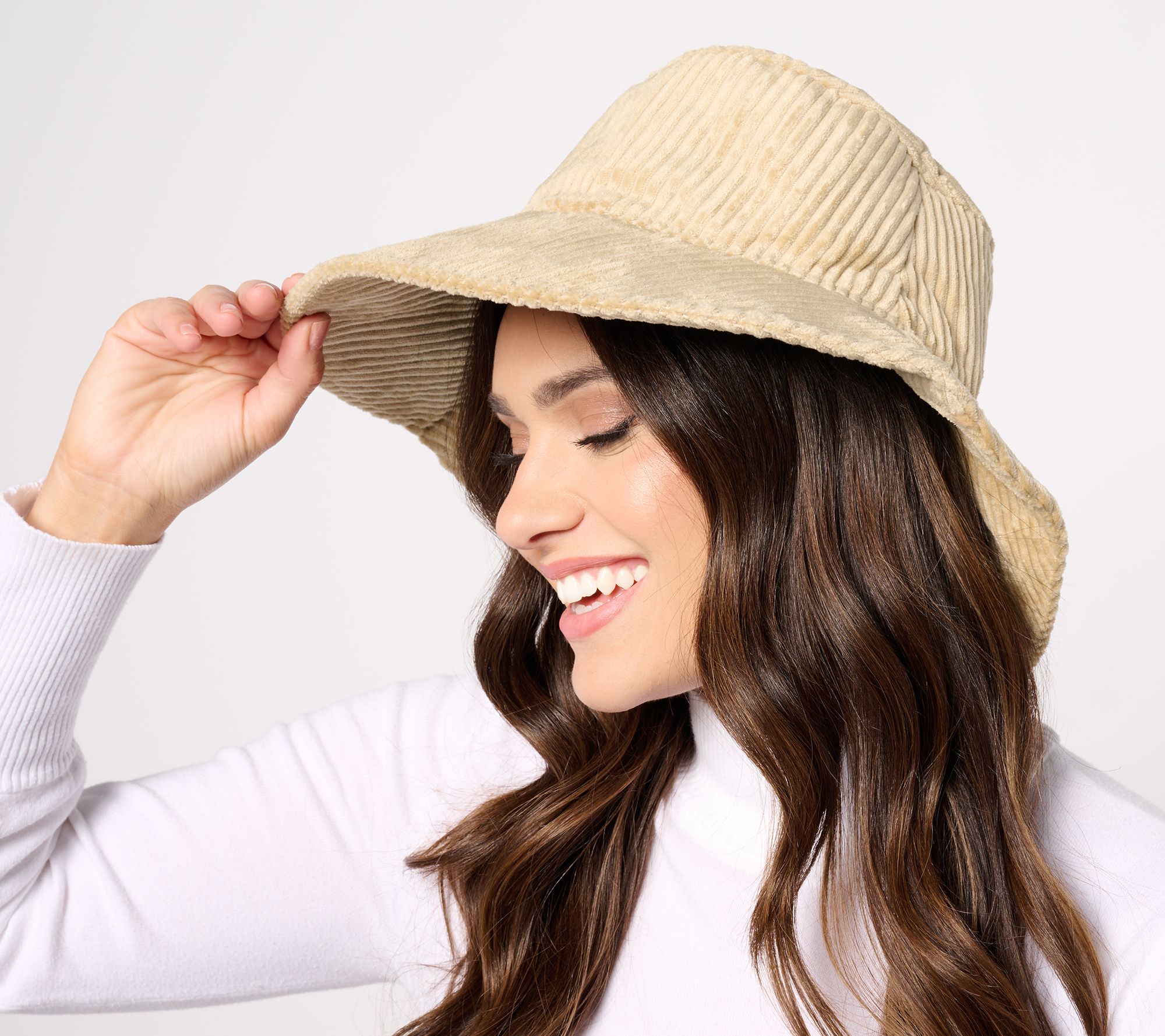 Luxury Embroidered Beige Fitted Cap For Women Summer Casual Sun Hat With  Sun Protection From Glasses01, $14.08