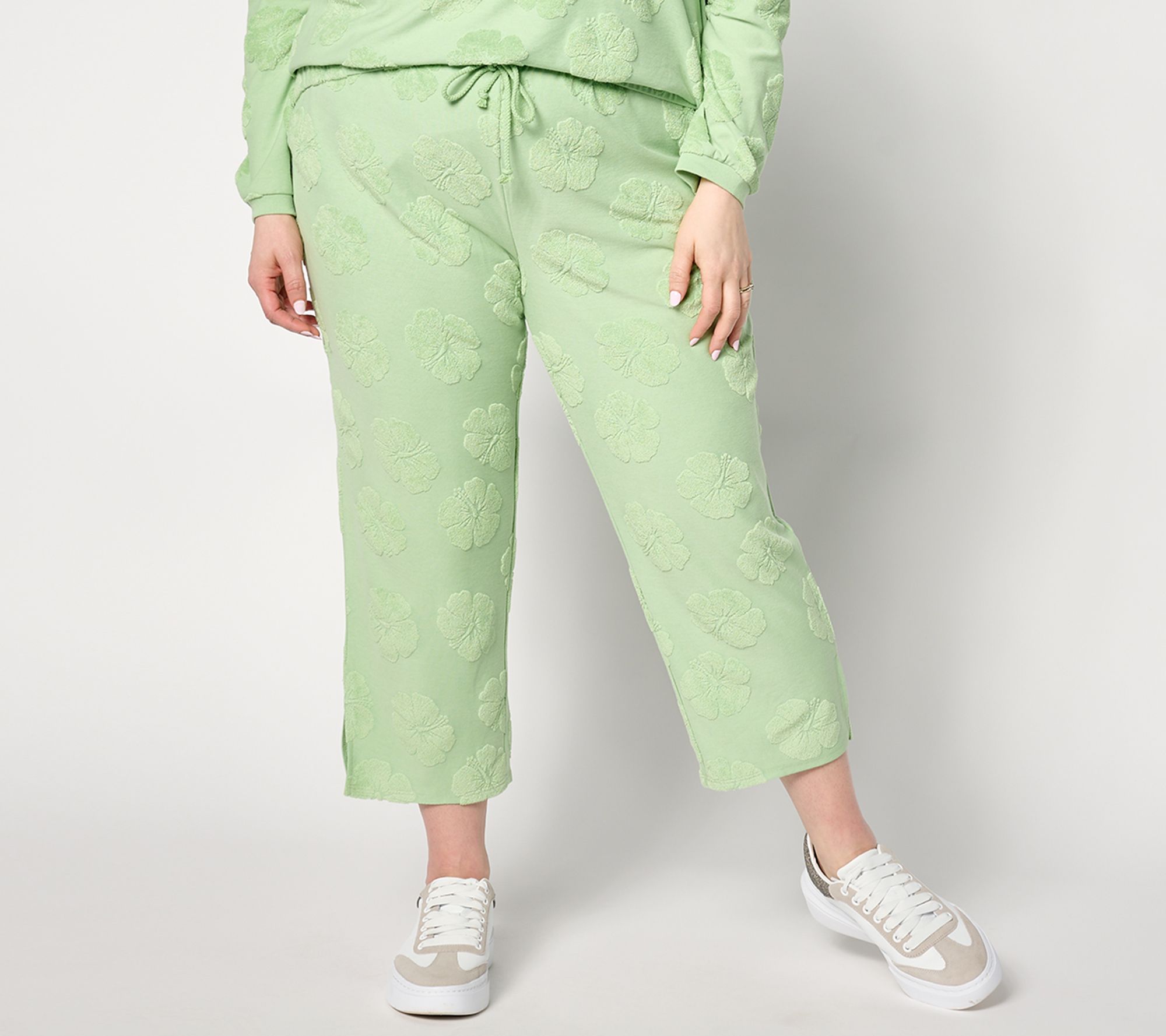 "As Is" AnyBody Lounge Petite Jacquard French Terry Cropped Pant