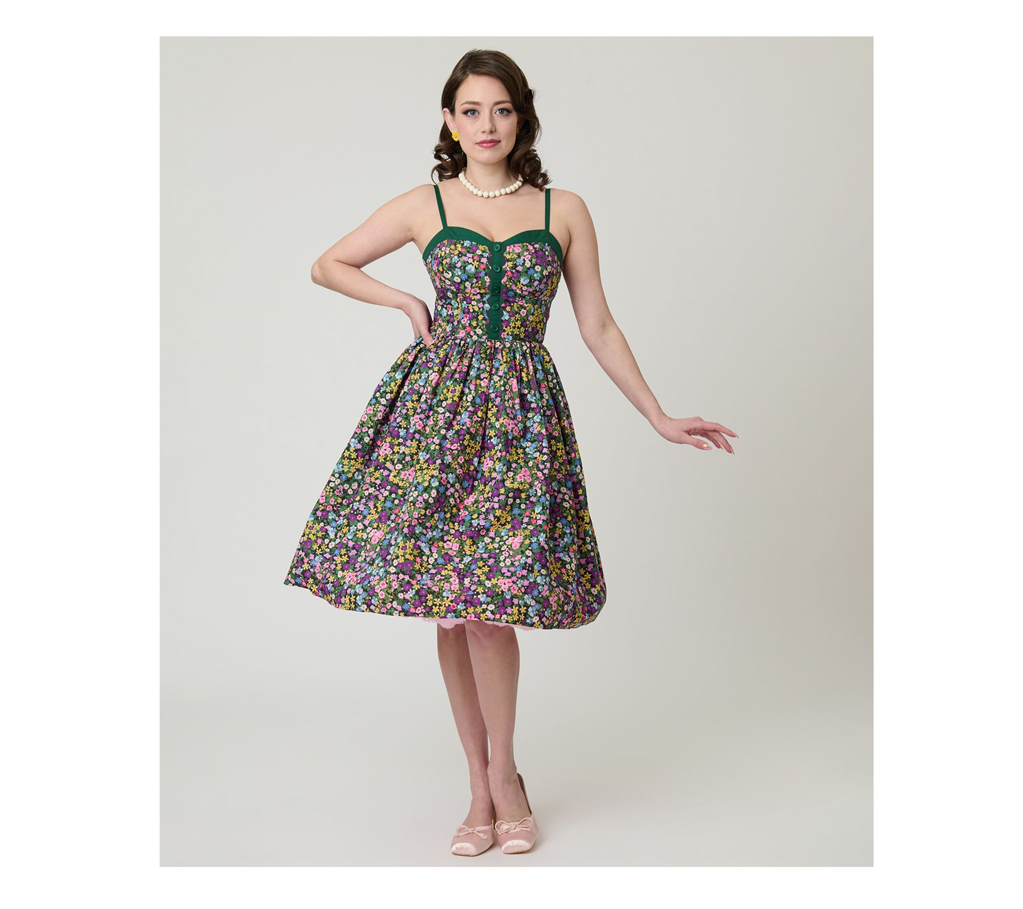 Unique Vintage Ditzy Floral Sweetheart Swing Dress