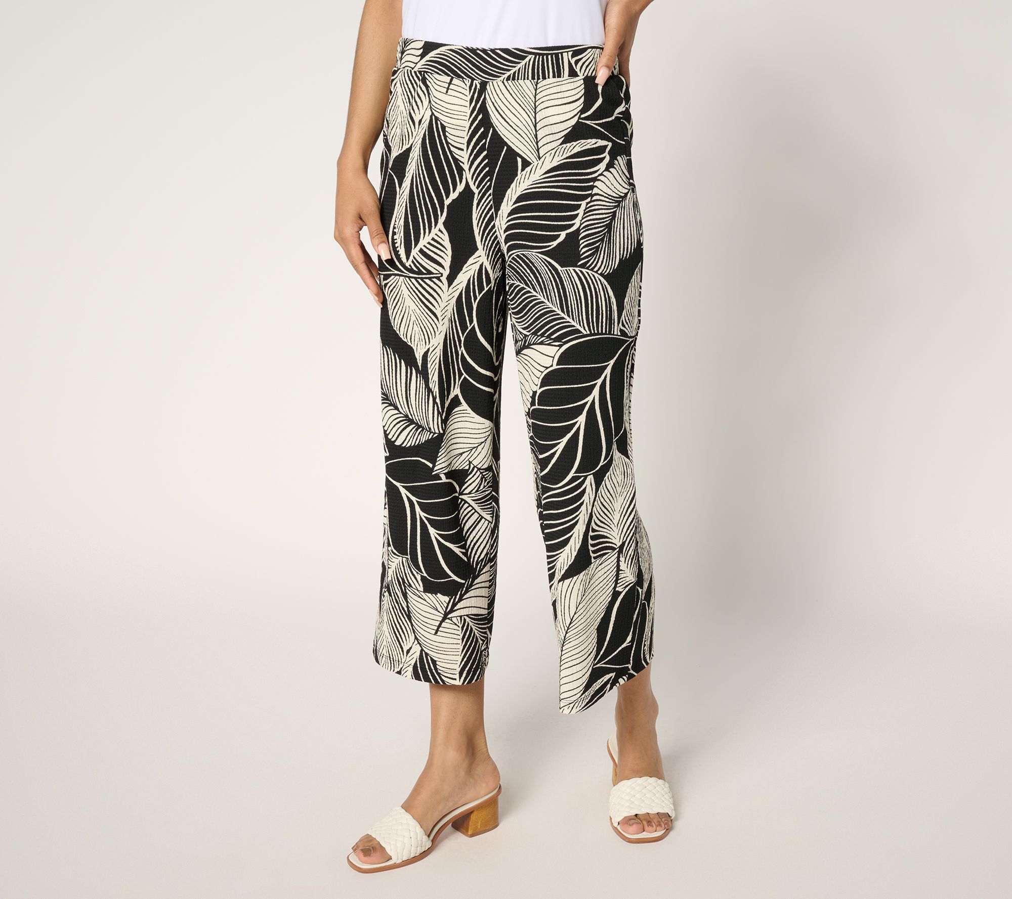 Susan Graver Petite Printed Textured Knit Wide-Leg Crop Pants