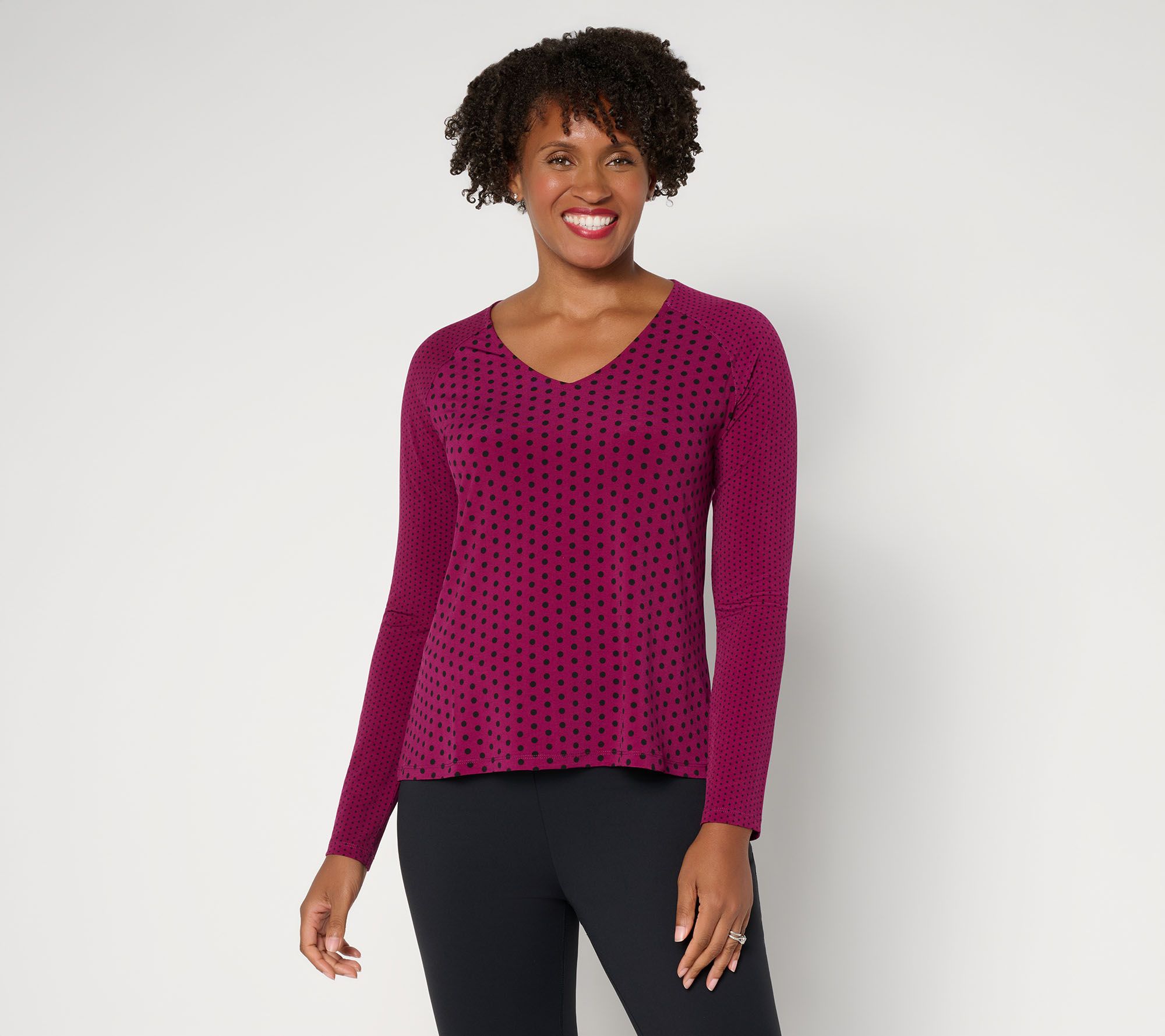  Women with Control Printed Como Jersey V Neck Raglan Sleeve Top