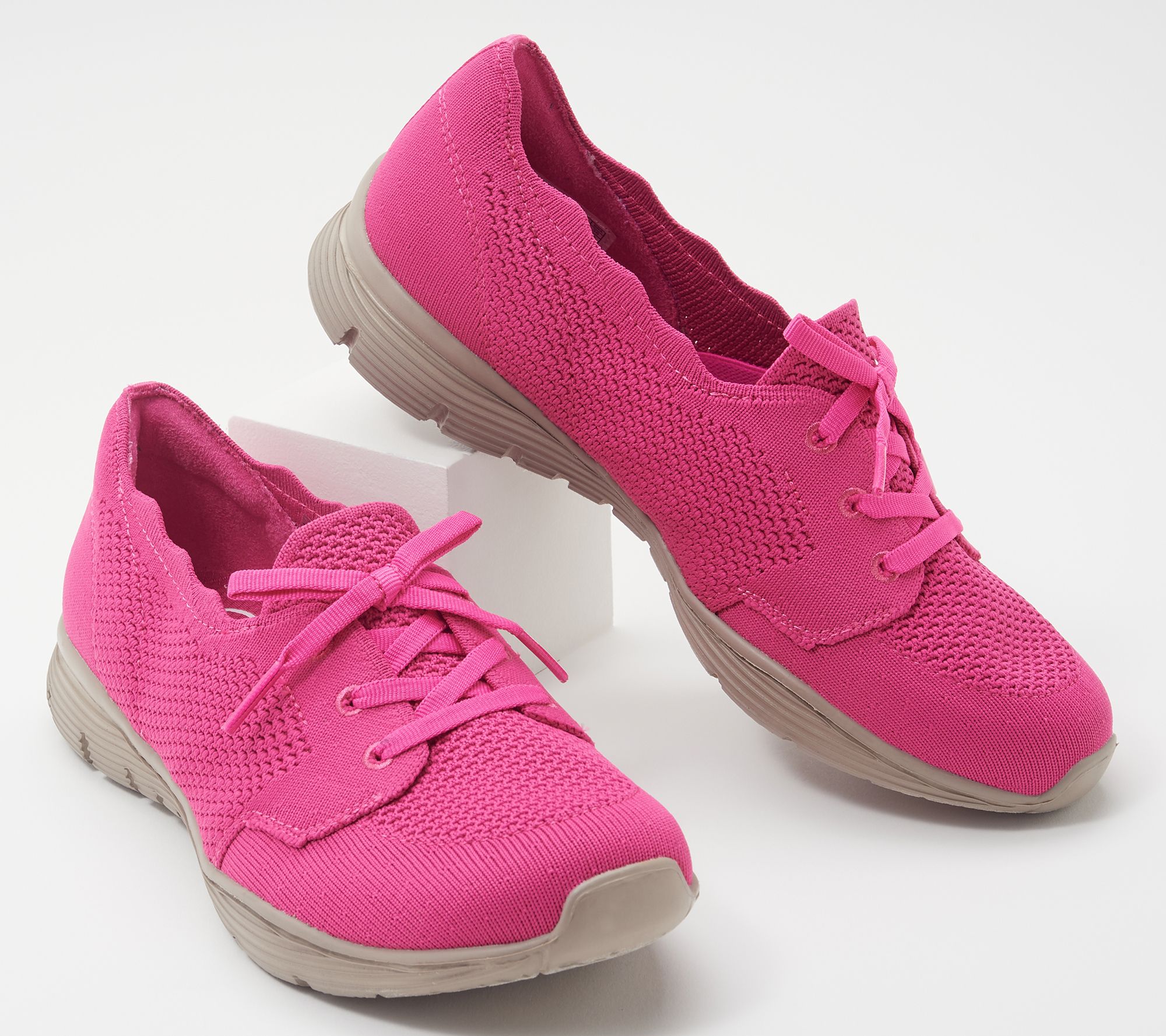 Skechers — Sneakers \u0026 Shoes Online 