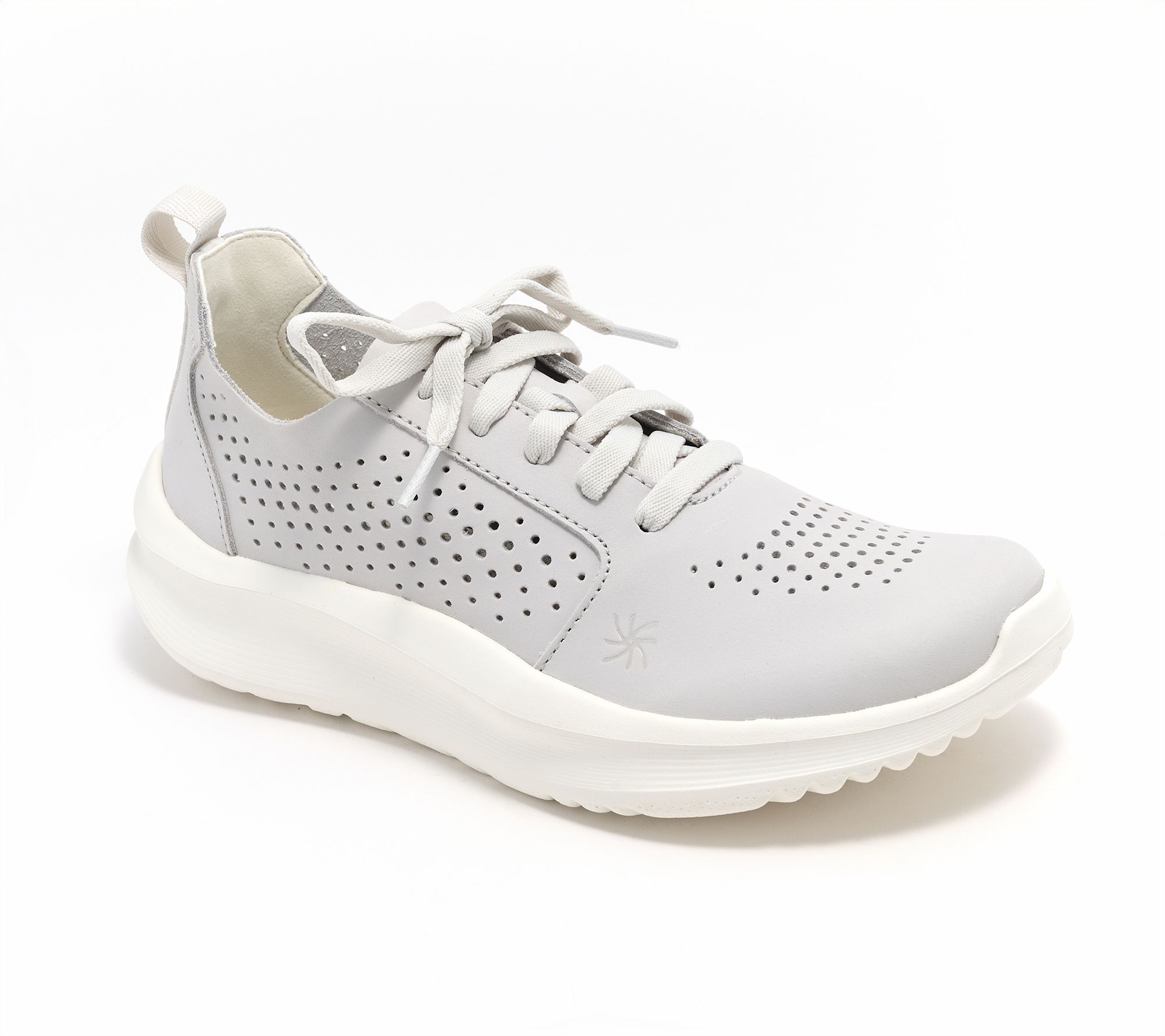 Clarks Cloudsteppers Lace-Up Sneakers -Solevana Style