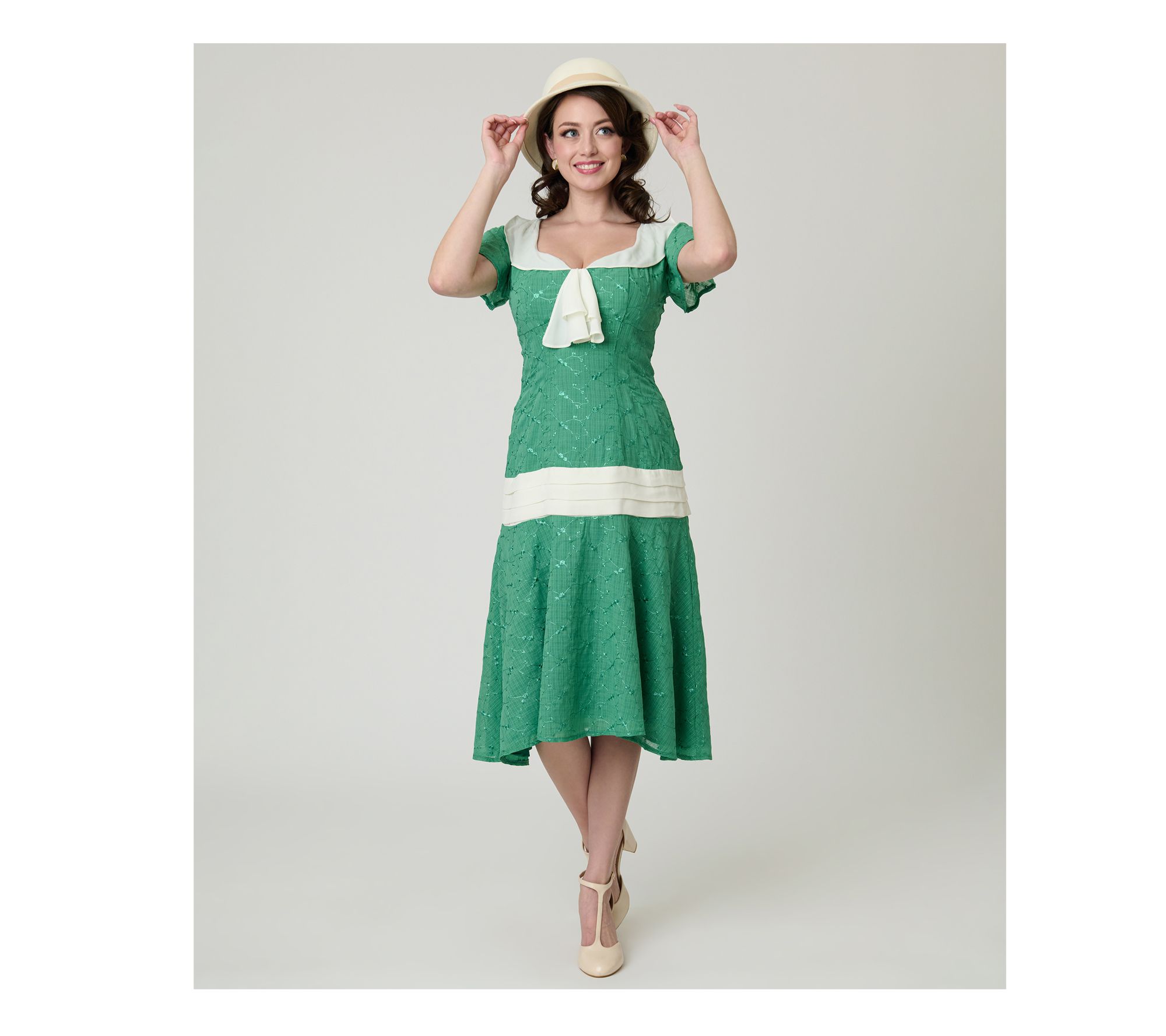 Unique Vintage Green w/ Ivory Contrast Wilshi re Dress - QVC.com