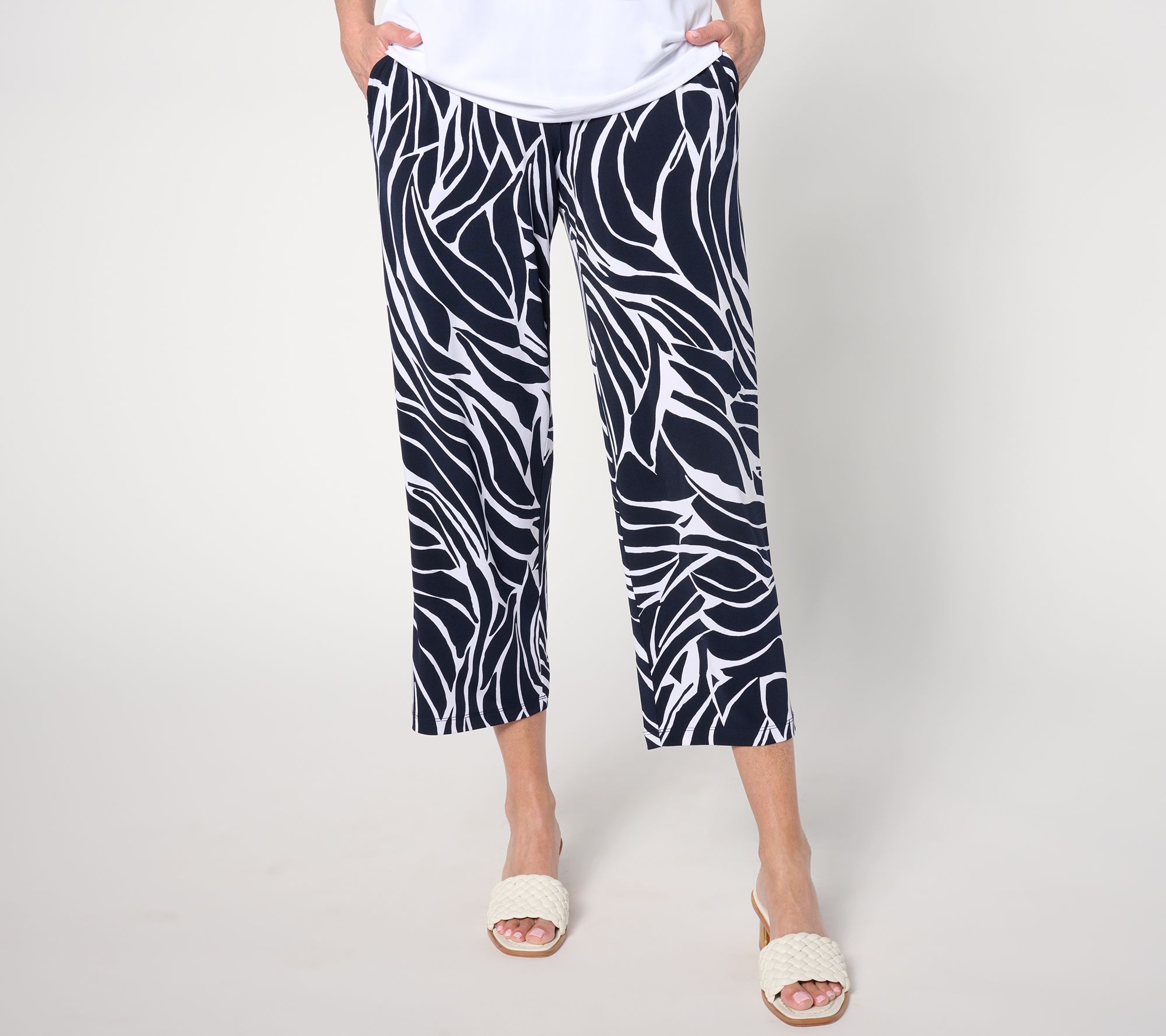"As Is" Susan Graver Petite Printed Liquid Knit Straight Leg Crop Pants