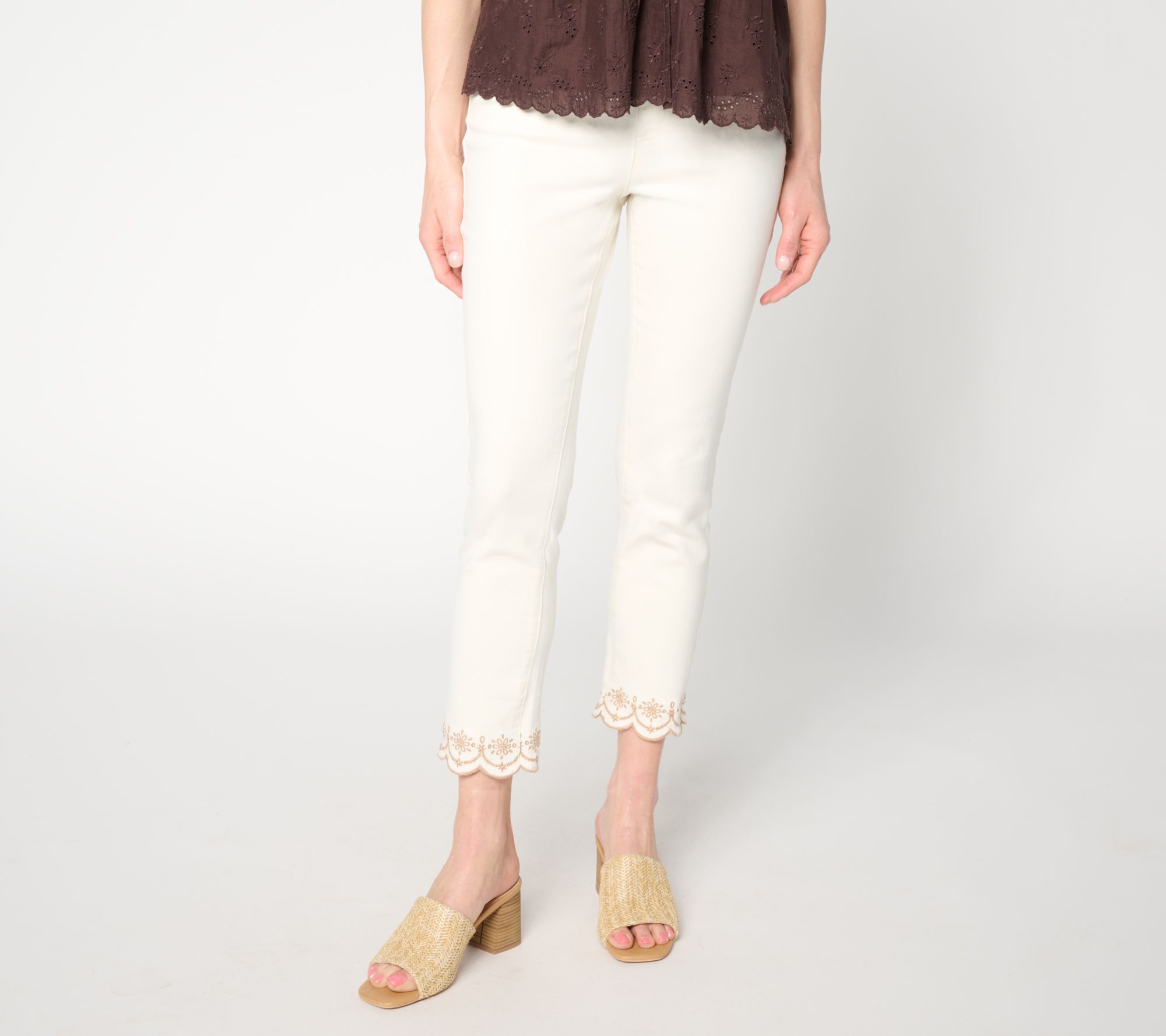"As Is" Ree by the Pioneer Pet Woman Eyelet Hem Straight Leg Ankle Jean