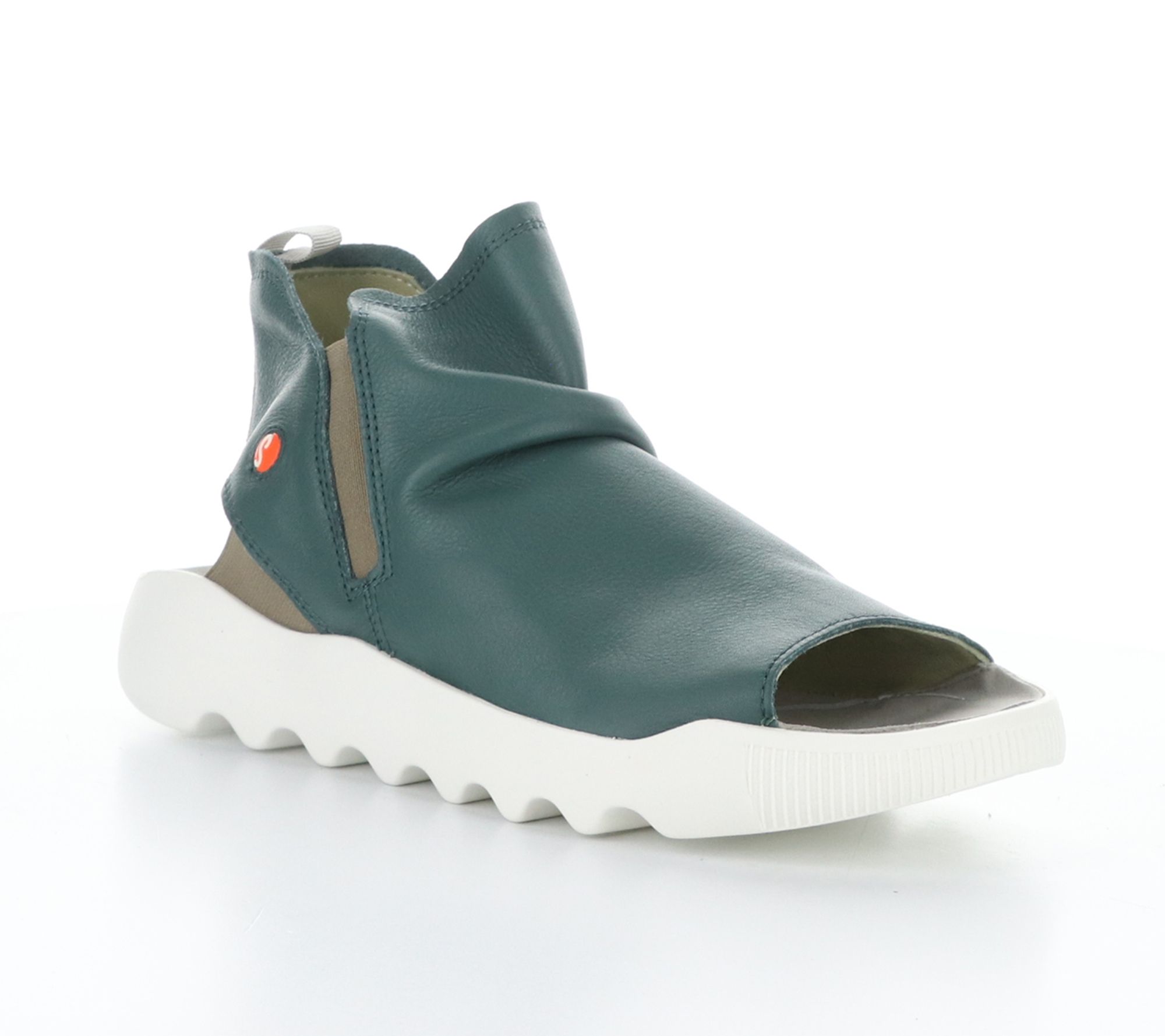 Softino's Smooth Leather Side Zip Shoe