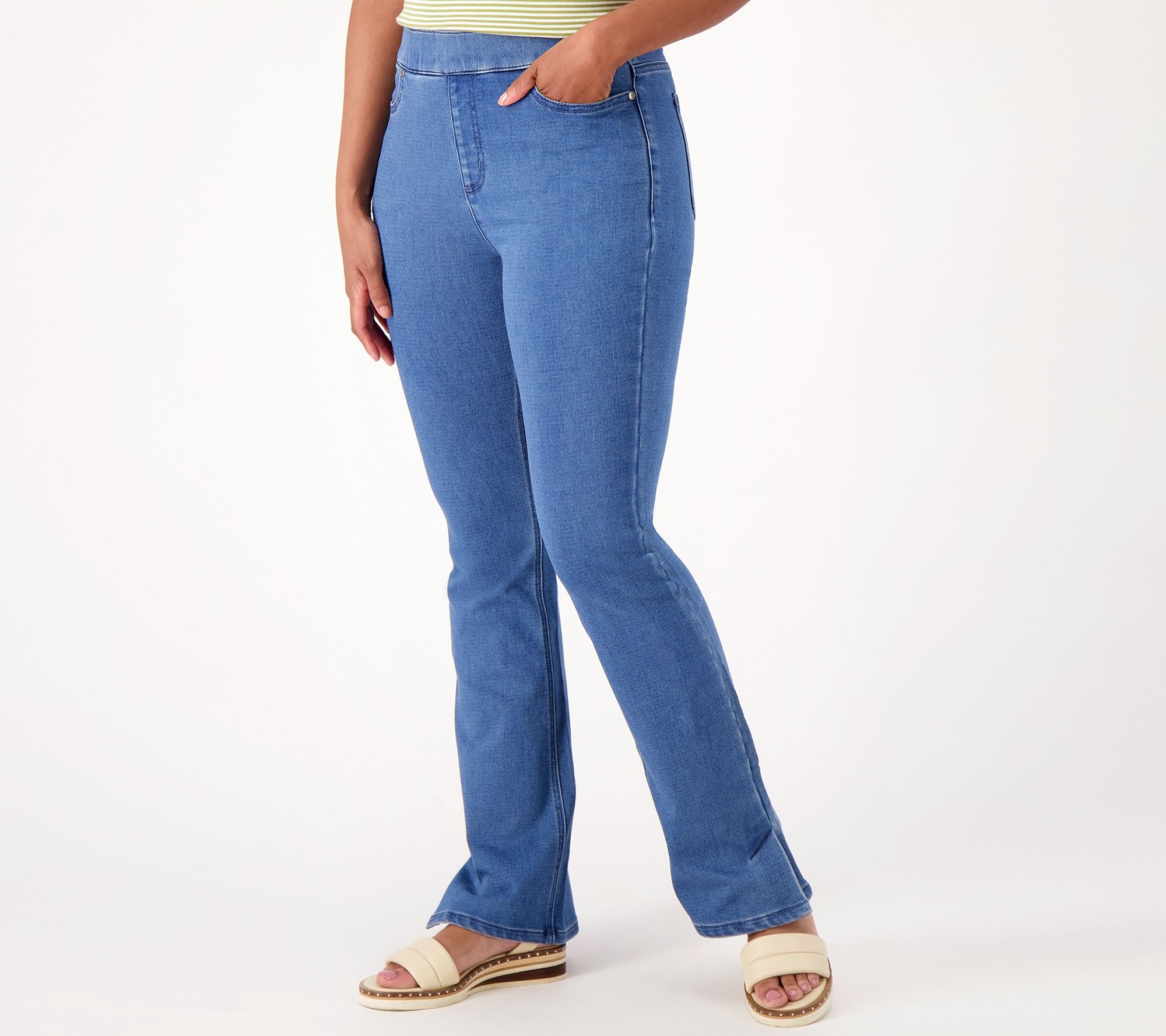 "As Is" Isaac Mizrahi Live! Divine Denim Regular Pull On Bootcut Jean