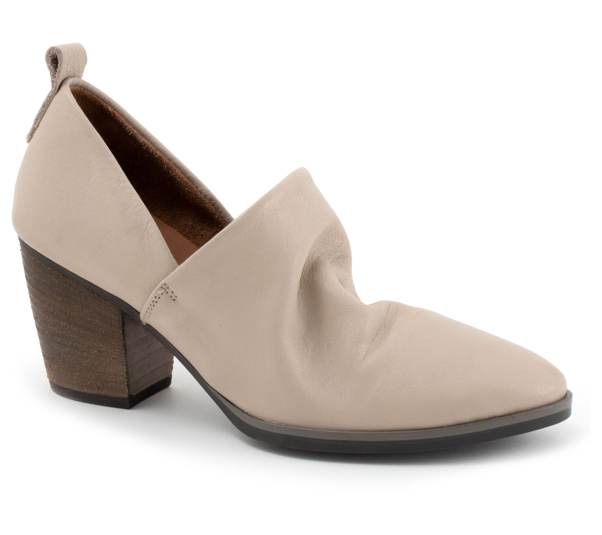 Bueno Women's Kesia Stacked Heel