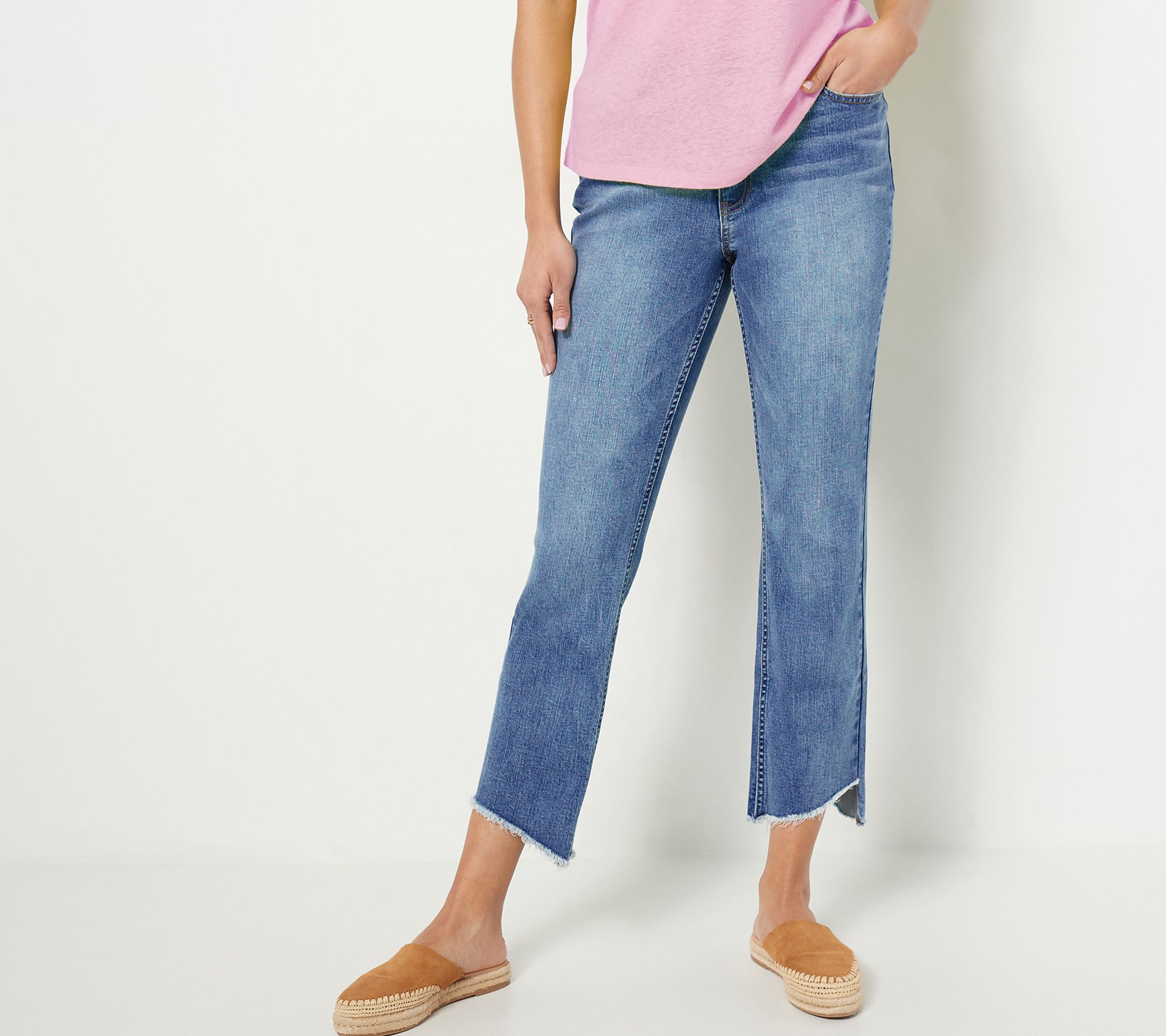 "As Is" Candace Cameron Bure Petite Raw Edge Step Hem Jean- Denim