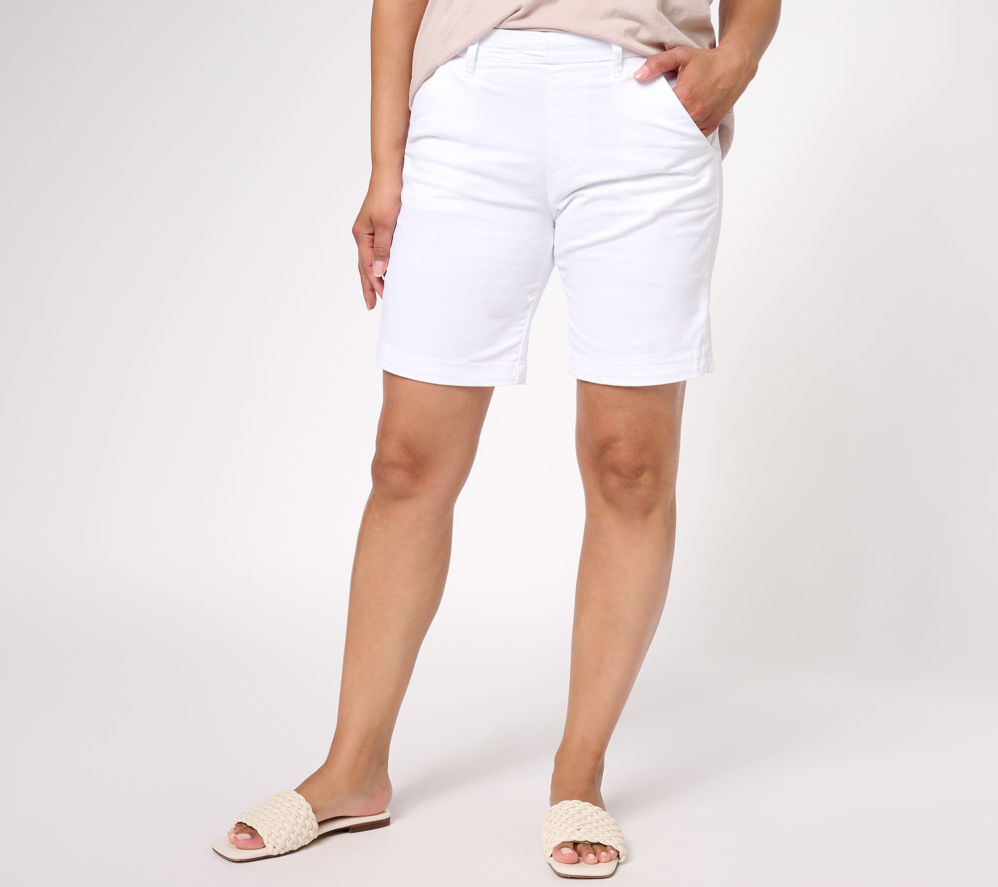 JAG Maddie 8" Short- White