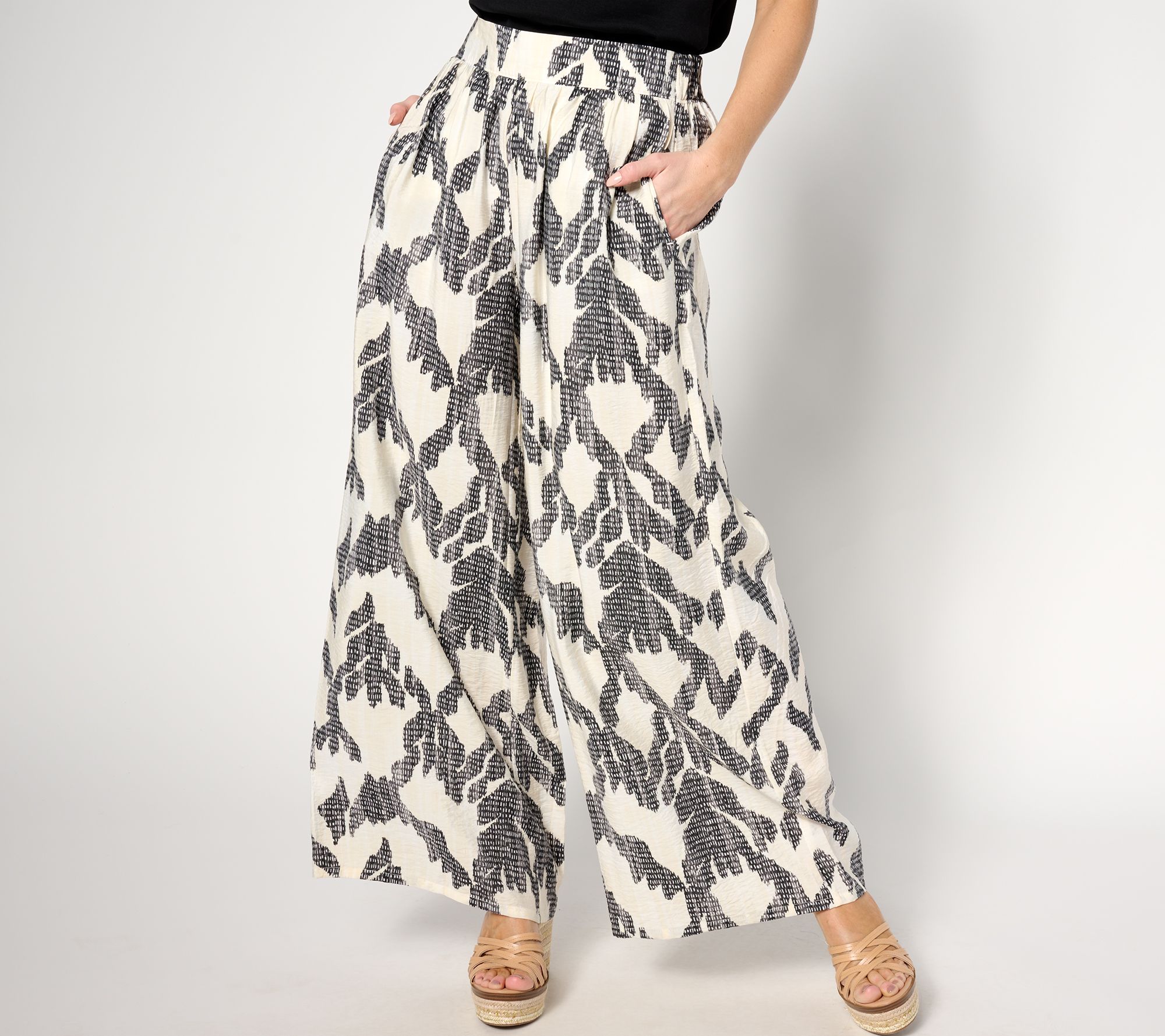 Peace Love World Boheme Petite Printed Pull-On Wide Leg Pant