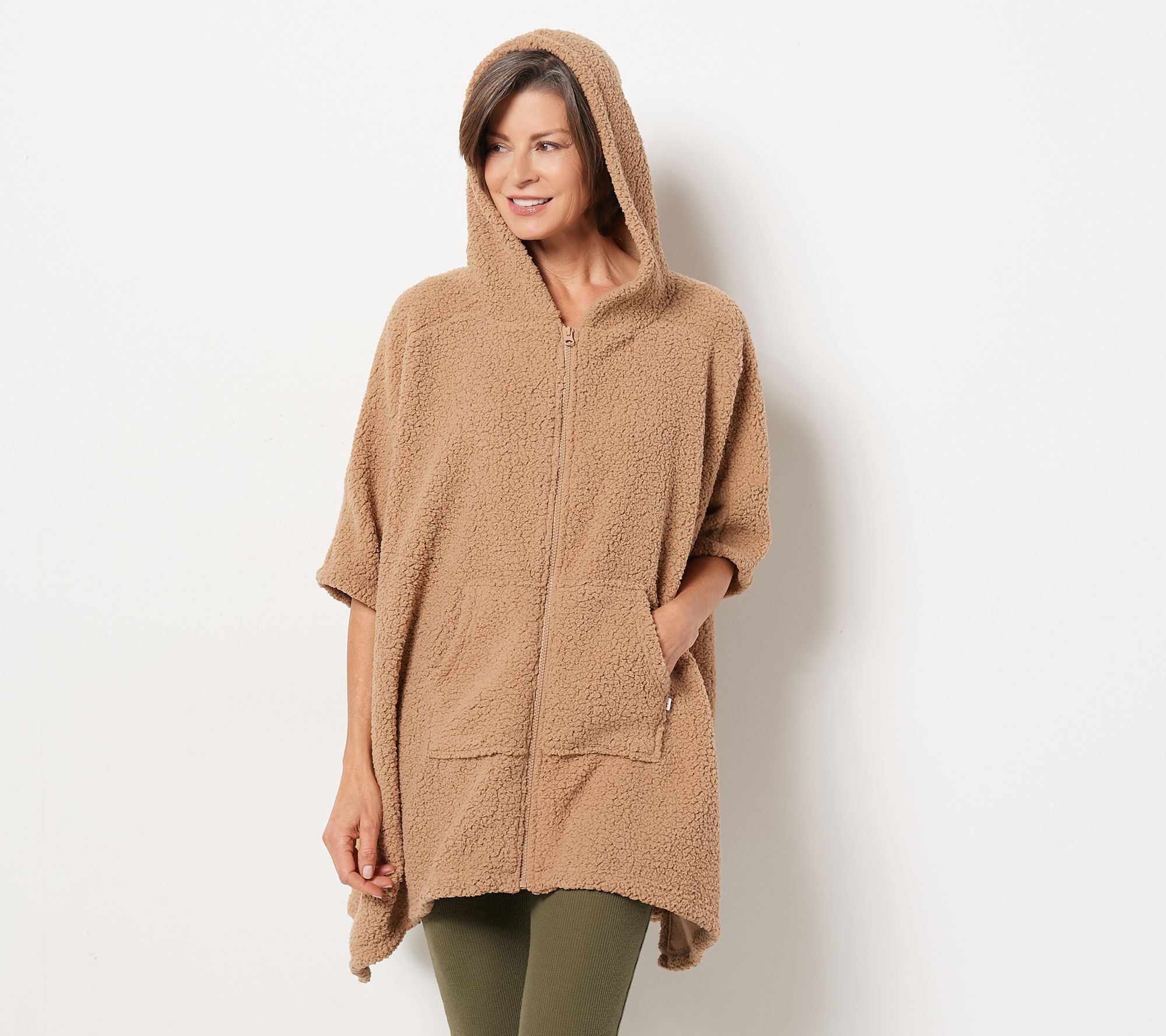 as-is-koolaburra-by-ugg-cozy-popcorn-sherpa-hoodie-poncho-qvc