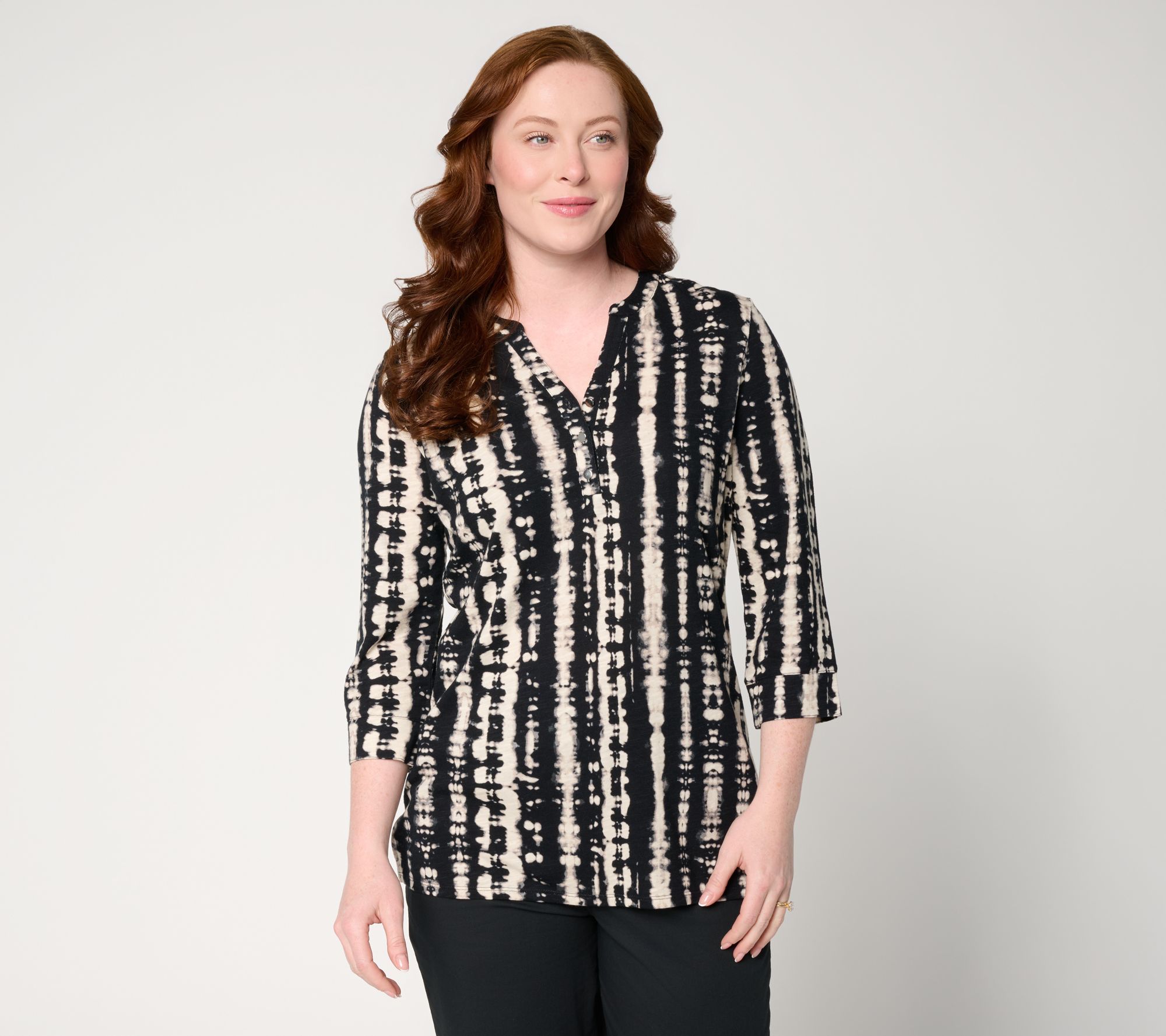 Denim & Co. Regular Texture-Knit 3/4-Sleeve Henley Tunic