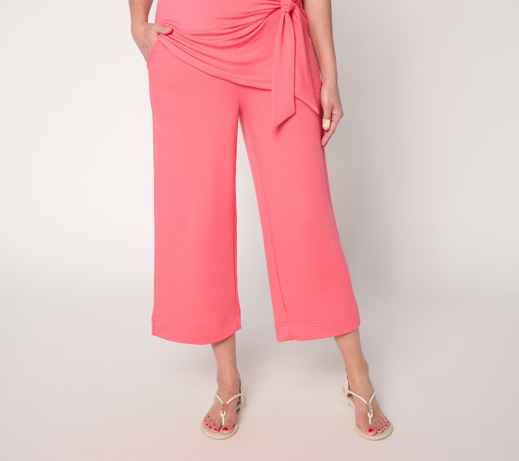 Brandis Dress Out Loud Acquitted Knit Tall Wide Leg Crop