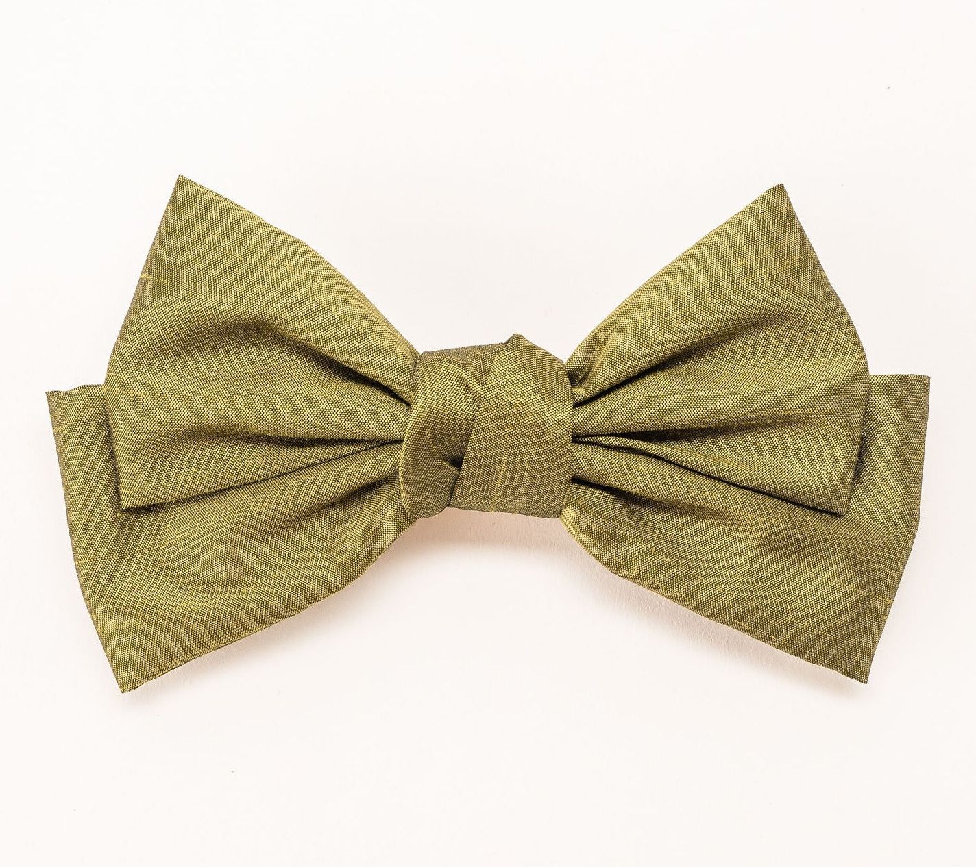 Violet & Brooks Brynn Dupioni Silk 6" Bow Barre tte