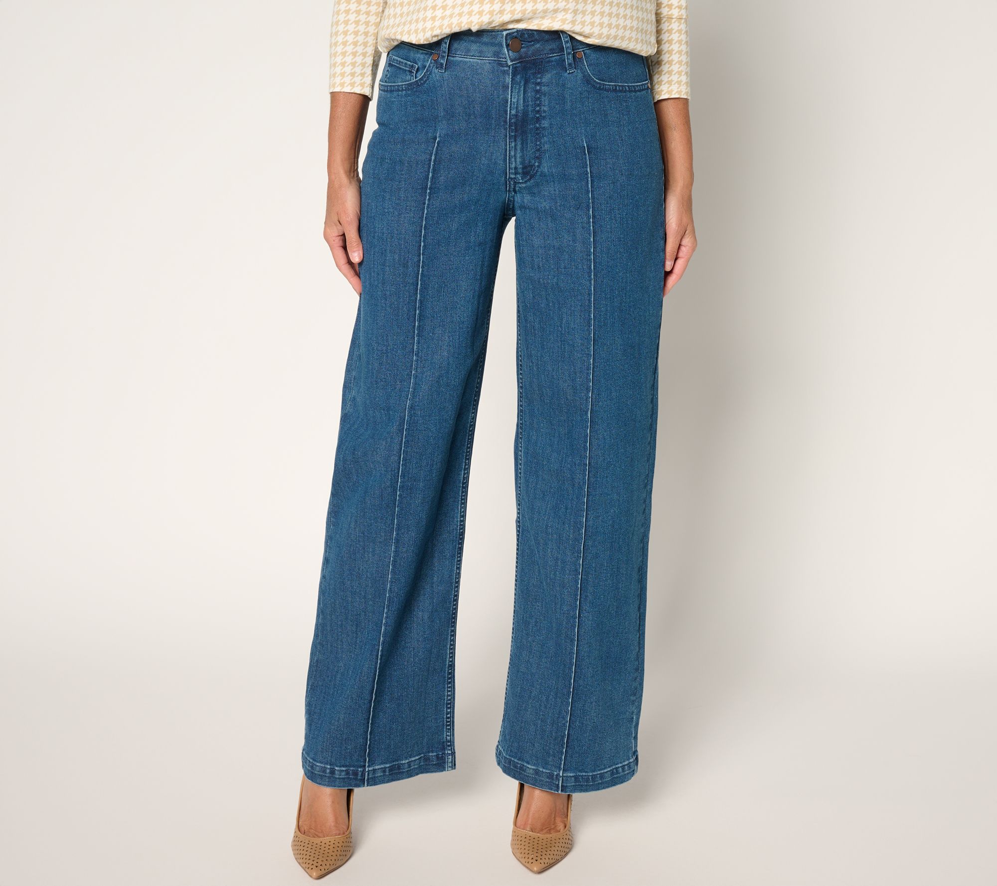 BEAUTIFUL by Lawrence Zarian Petite Deluxe Denim Weekender Jeans