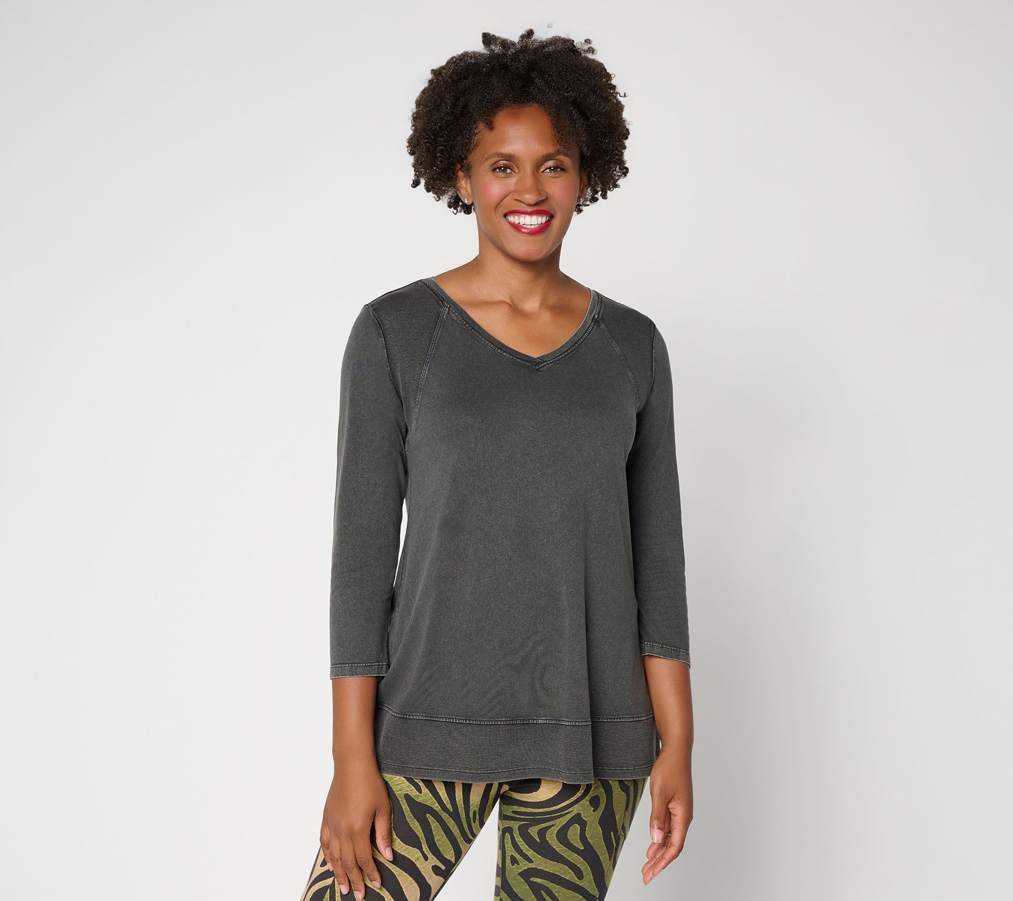 LOGO Principles by Lori Goldstein Mixed Media V-Neck Top