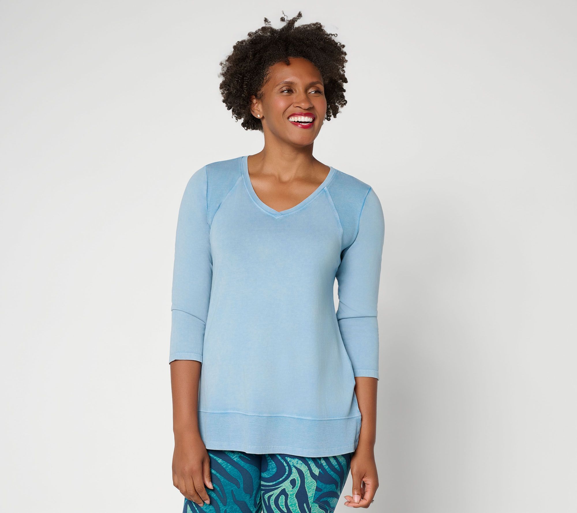 LOGO Principles by Lori Goldstein Mixed Media V-Neck Top