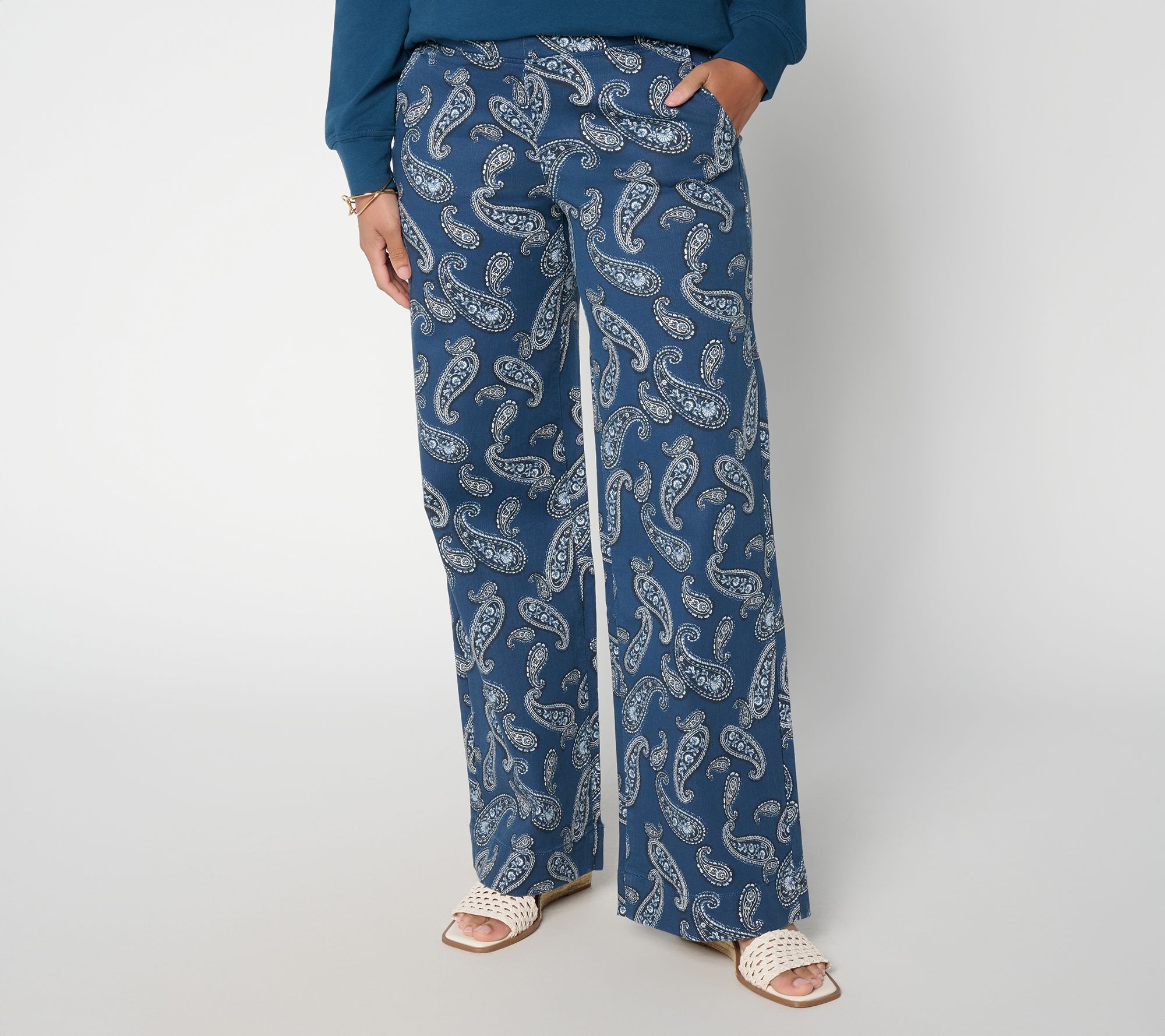 Belle by Kim Gravel Petite TripleLuxe Twill Paisley Print Jean