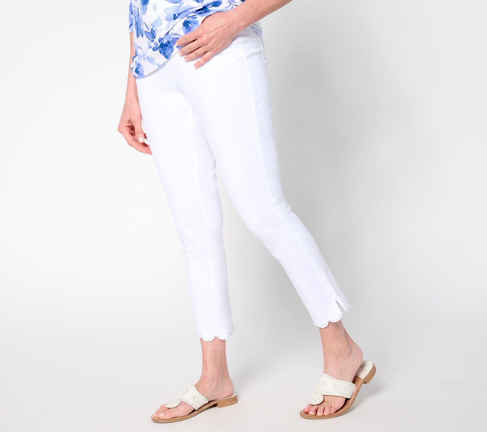 "As Is" Quacker Factory DreamJeannes Short Sparkle Scalloped Pants