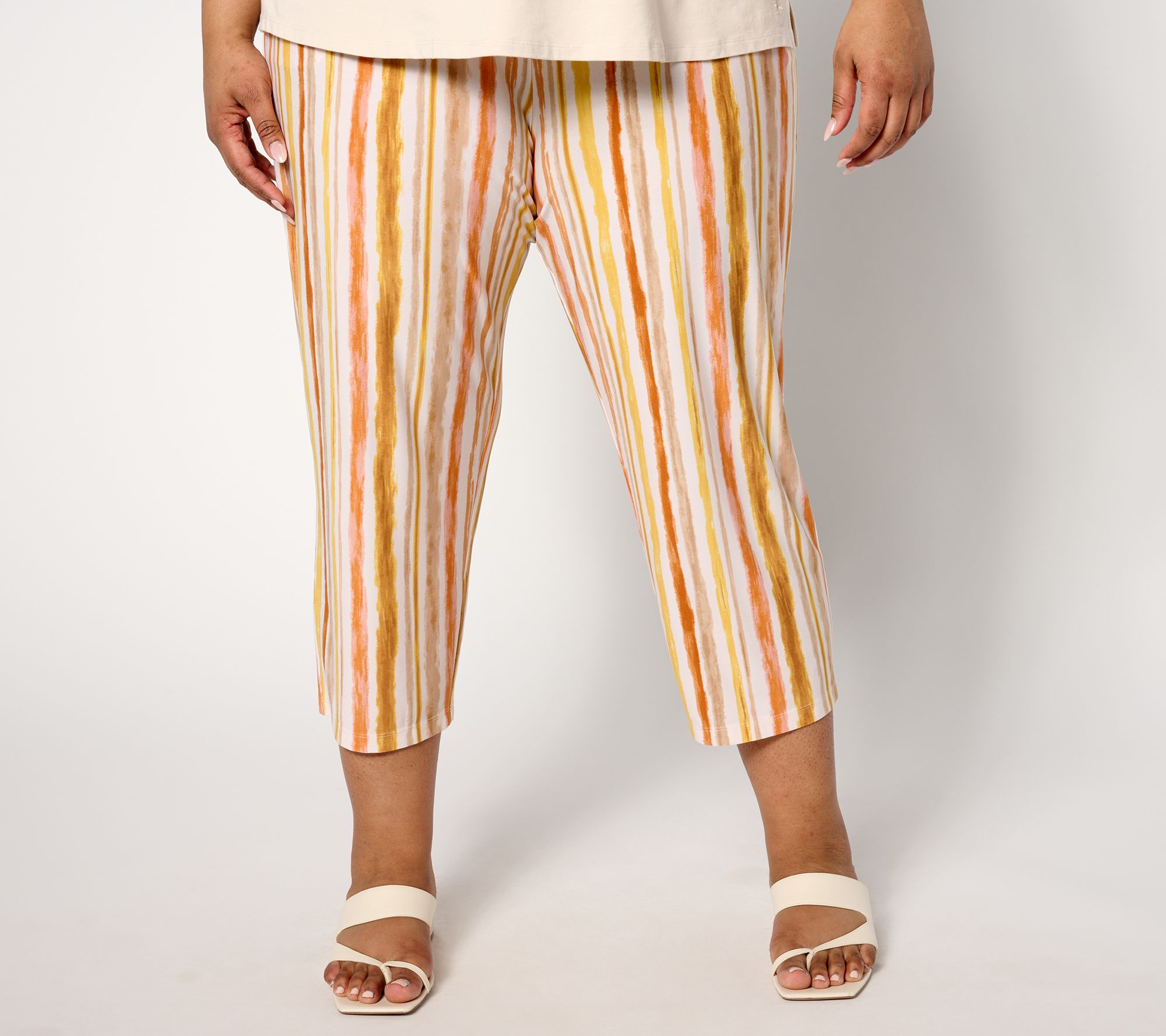 Susan Graver Petite Printed Liquid Knit Straight-Leg Crop Pants