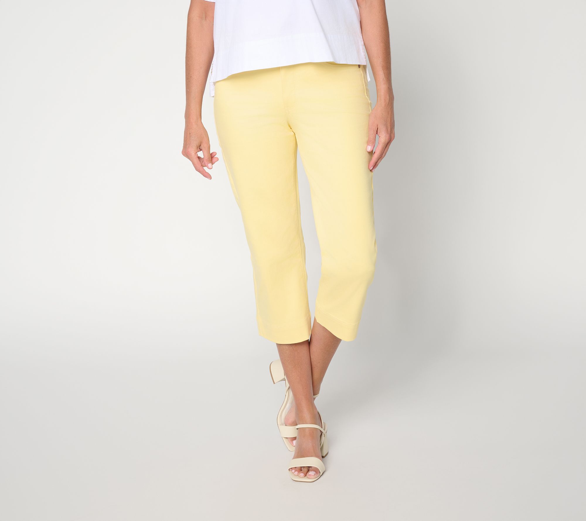 NYDJ Marilyn Petite Straight Leg Capri Jeans in Cool Embrace