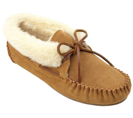 Minnetonka 2024 slippers chrissy