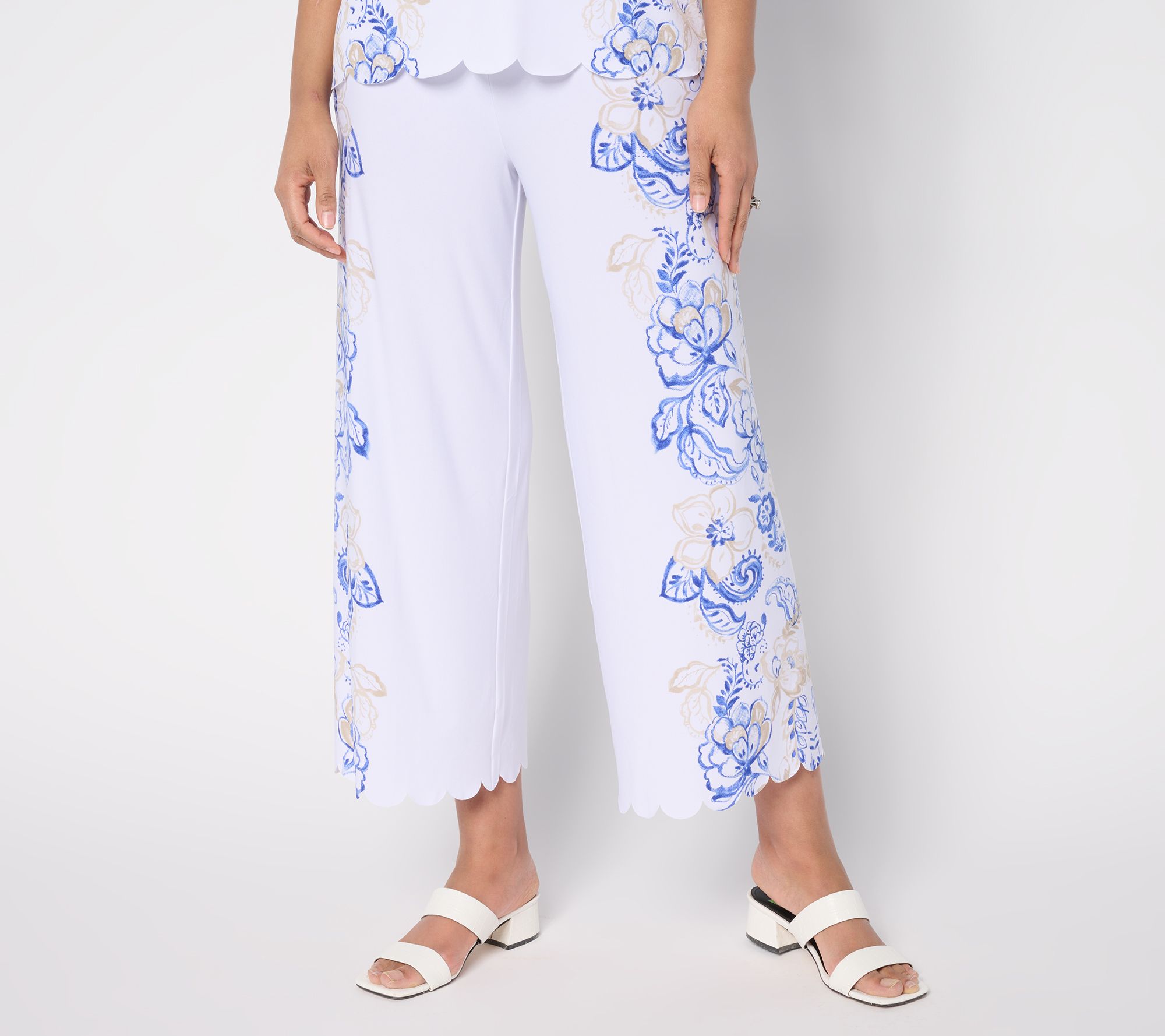 GRAVER Susan Graver Petite Printed Liquid Knit Crop Pants w/Scalloped Hem