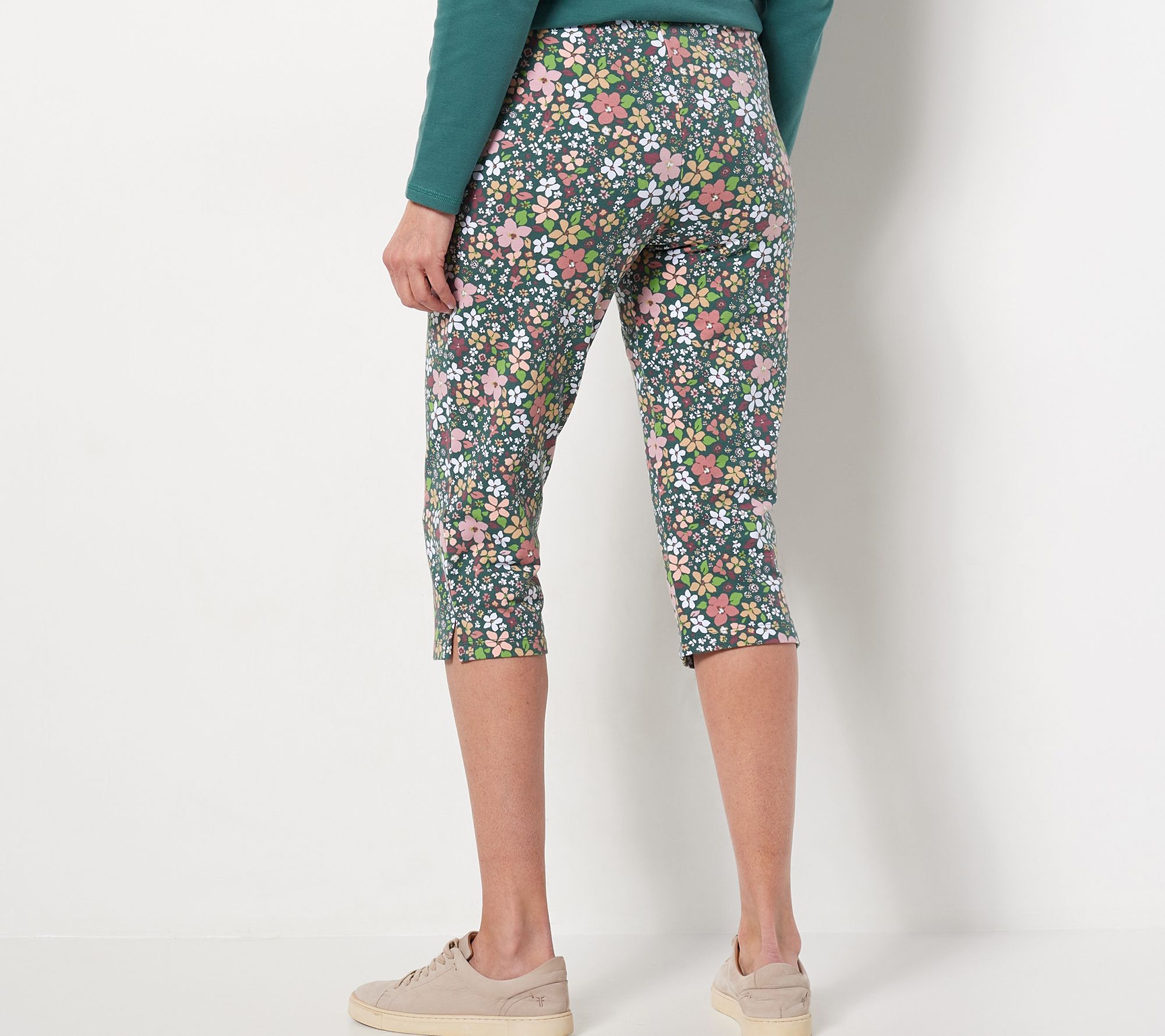 Sport Savvy Petite French Terry Pull On Capri Pants