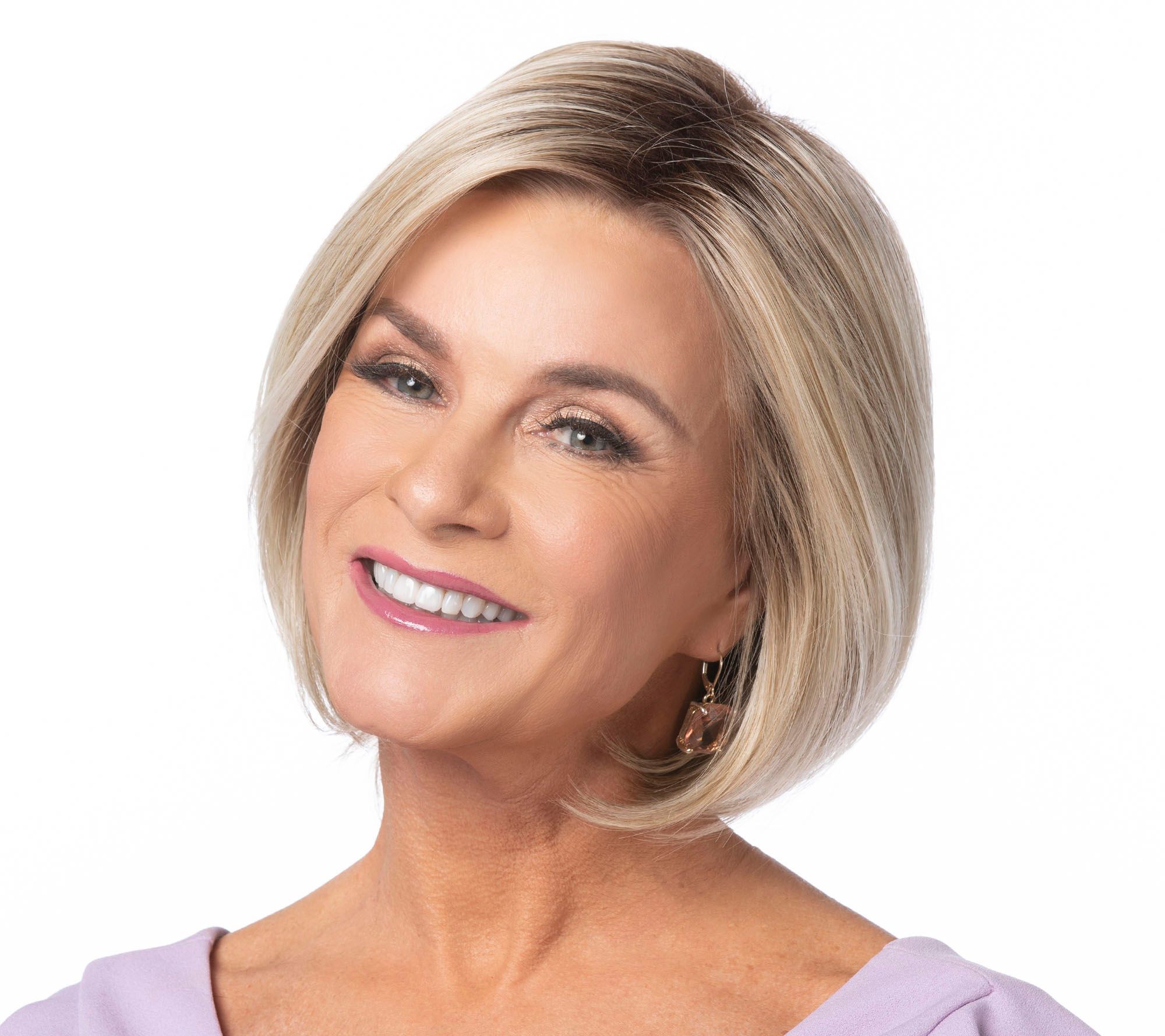 Toni Brattin Finishing Touch Bob Cut Wig