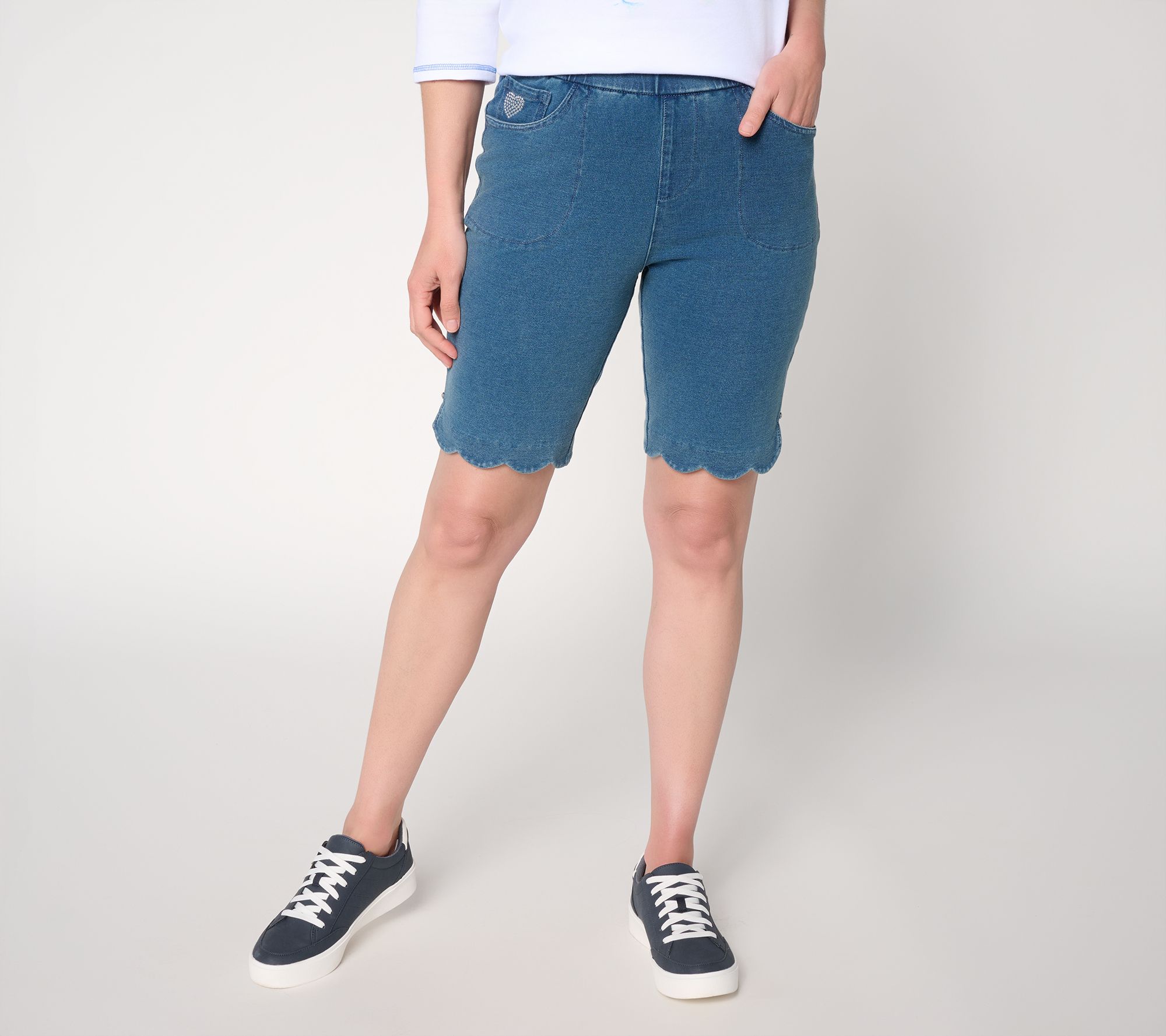 Quacker Factory DreamJeannes 10" Scalloped Short