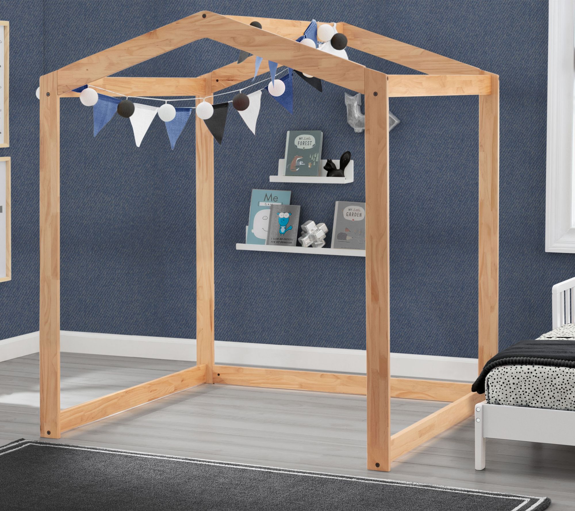 Delta Children Homestead Wood Indoor Playhouse