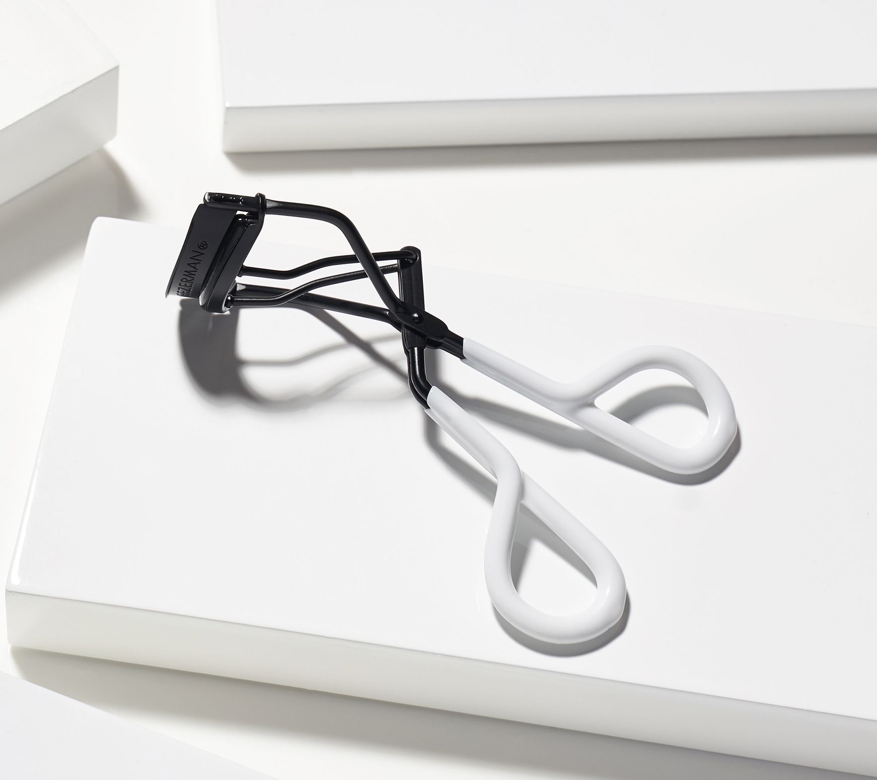 Tweezerman Onyx Great Grip Eyelash Curler