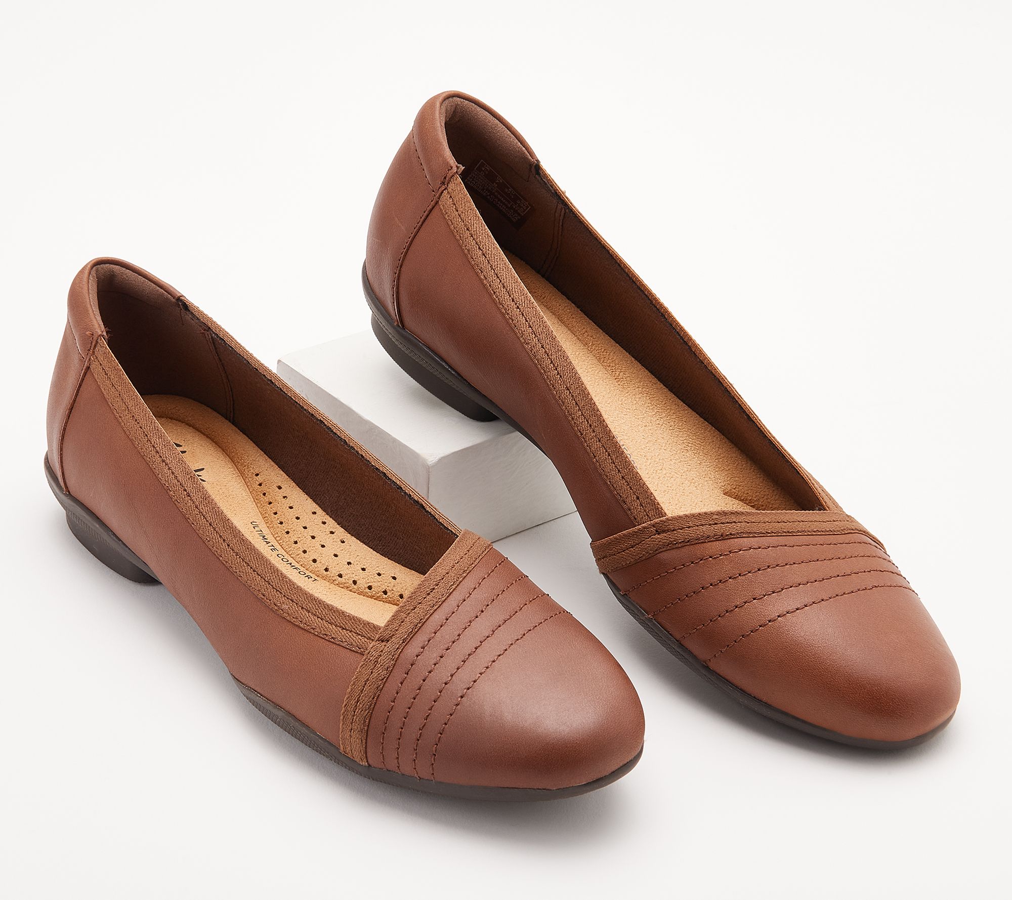 Clarks leather 2025 ballet flats