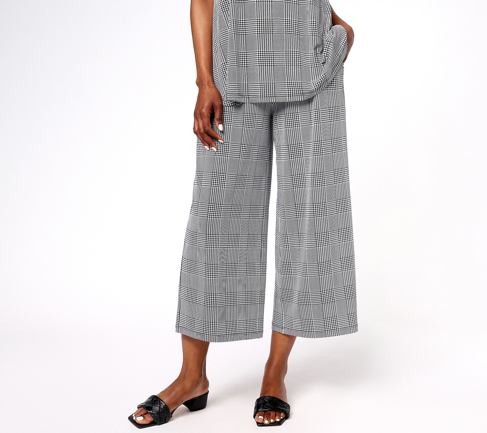 Susan Graver Petite Printed Liquid Knit Pull-On Culotte Pants