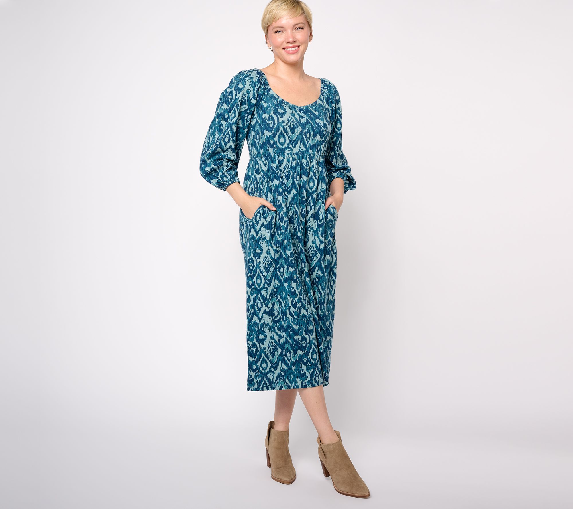 AnyBody Regular Daydreamer Knit Printed Dress with Smocking