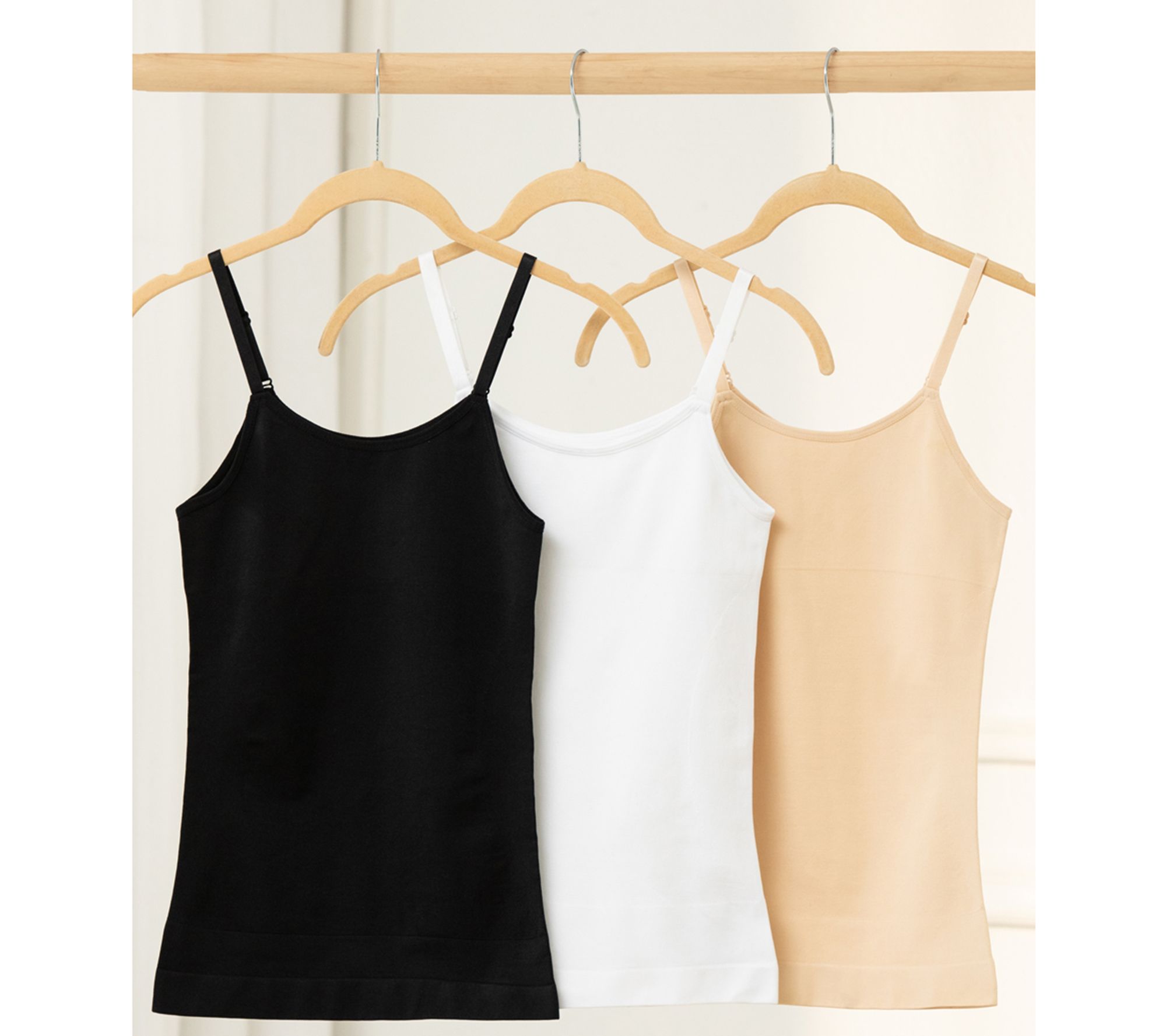 Shapermint Essentials All Day Every Day Scoop Neck Camisole in
