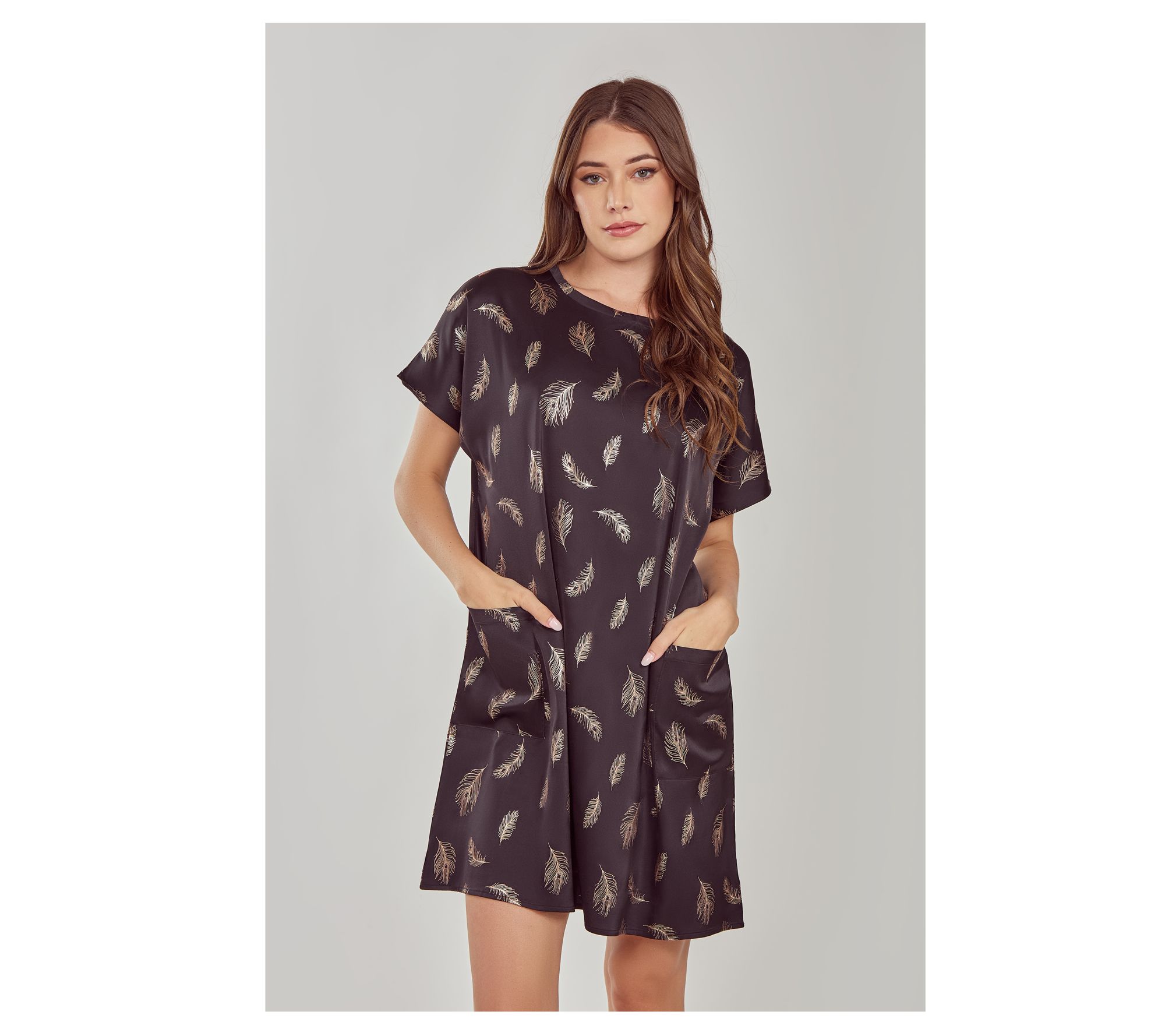 iCollection Foil Feather Print Short Sleeve Lou nge Dress