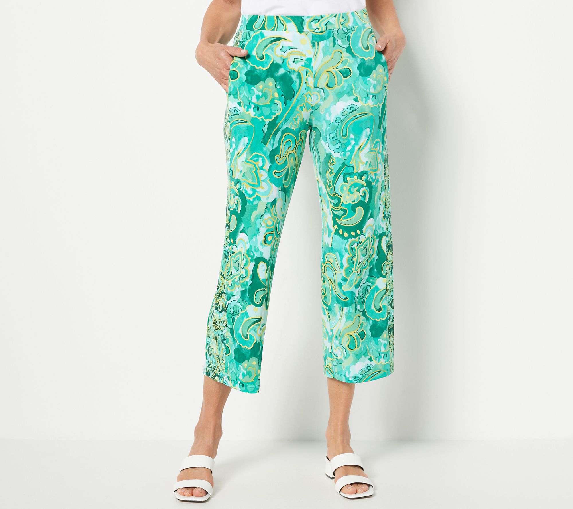 Susan Graver - Warm up your summer wardrobe ☀️ with a liquid knit top &  printed culottes. To shop the look: Liquid Knit Top (A501351):   Printed Culotte Pants (A545833):  We're