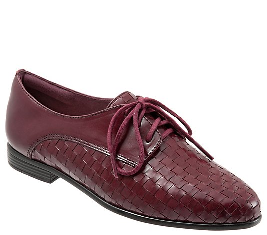 Trotters Tailored Leather Lace-Up Oxfords - Lizzie