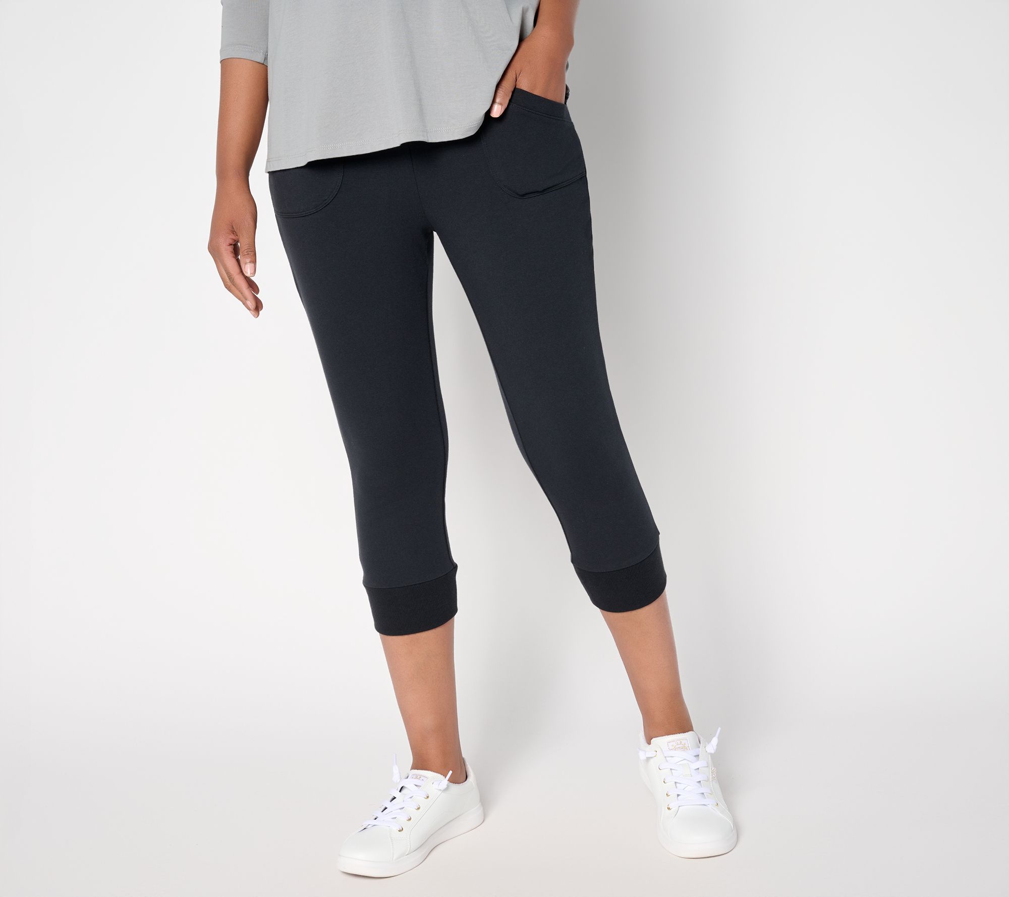 LOGO by Lori Goldstein Regular Knit Capri Pants