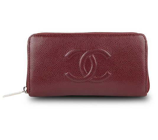Pre-Owned Chanel Caviar Red Classic Zip Wallet 