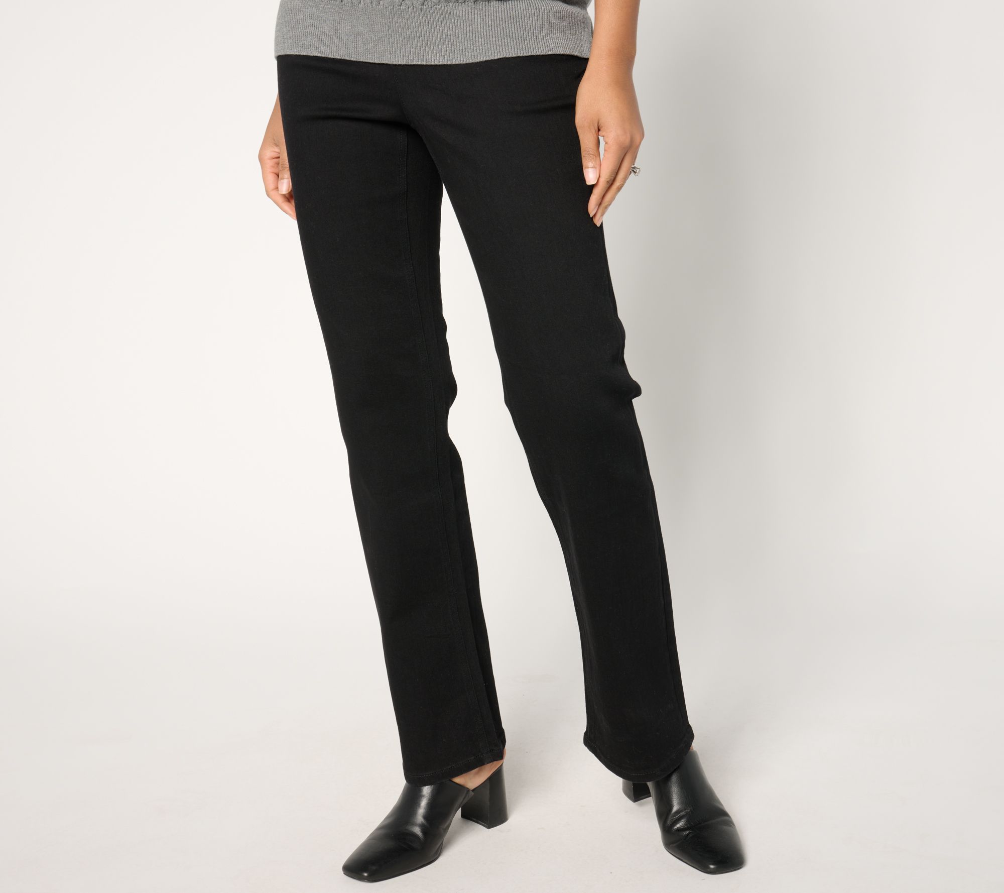 Denim & Co. Petite Black Signature Perfect Flex Strght Leg Jean
