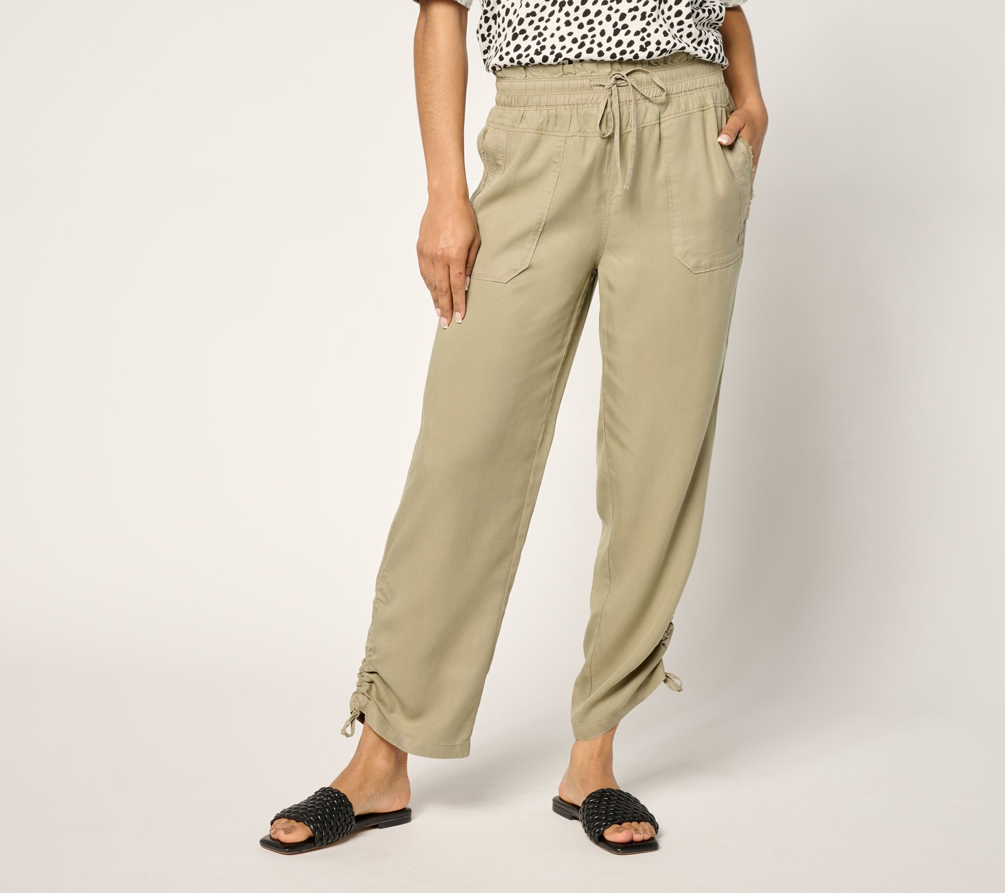 LOGO by Lori Goldstein Petite Ruched Ankle Pants