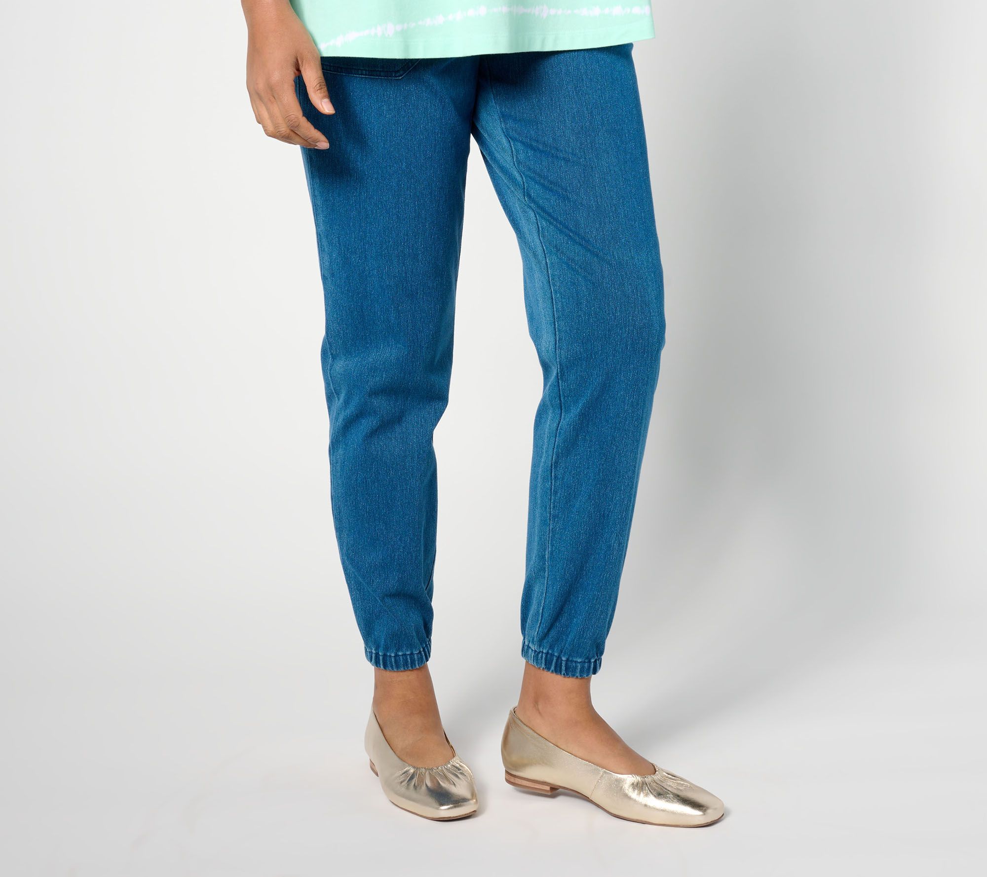 Denim & Co. Petite Comfy Knit Air Straight Leg Cargo Jogger