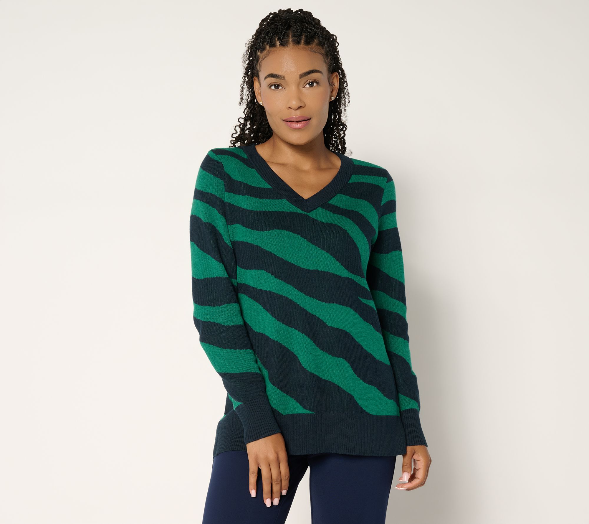 Brandis Dress Out Loud Graphic V-Neck Intarsia Sweater