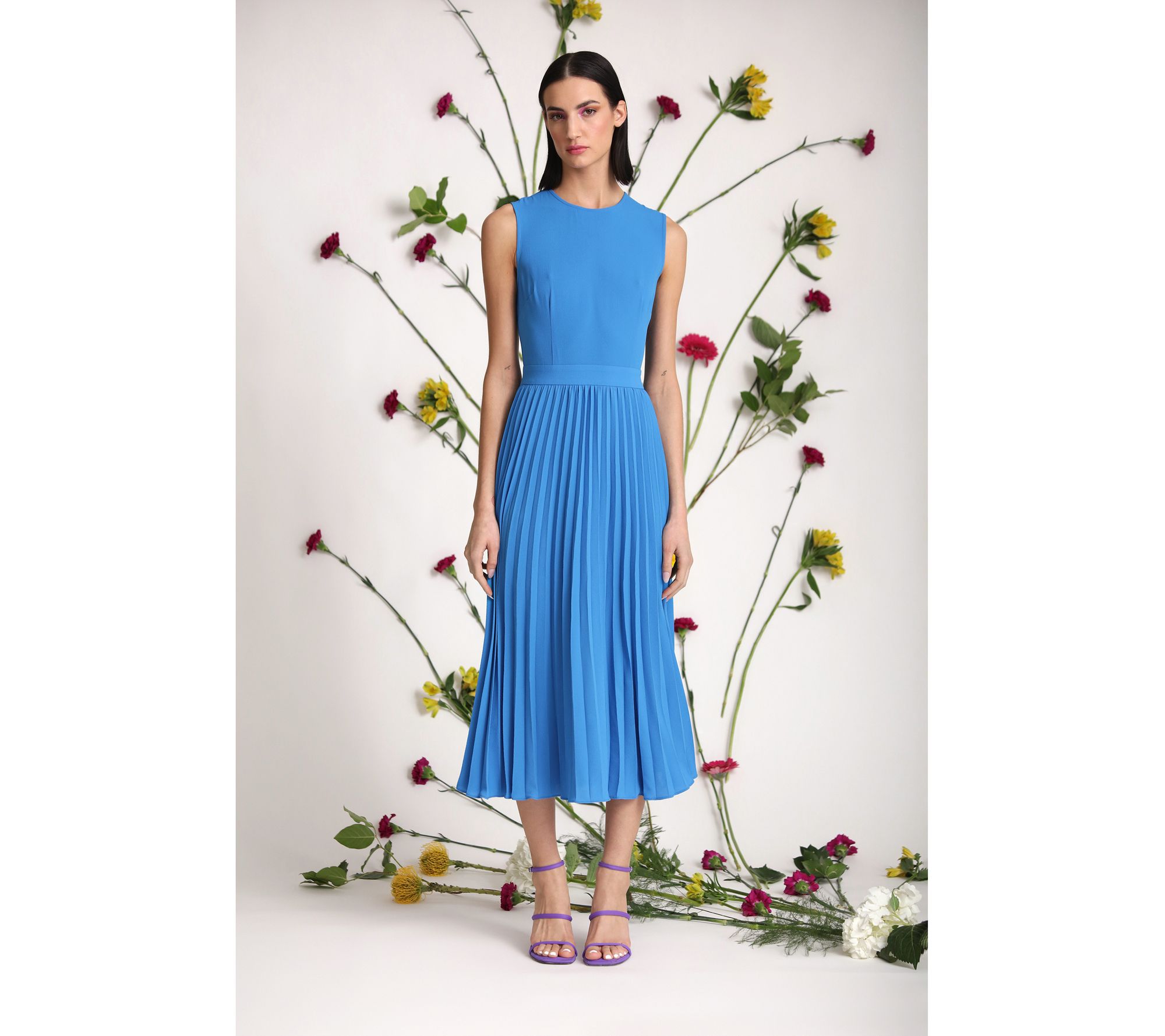 Donna Morgan Pleated Midi Dress